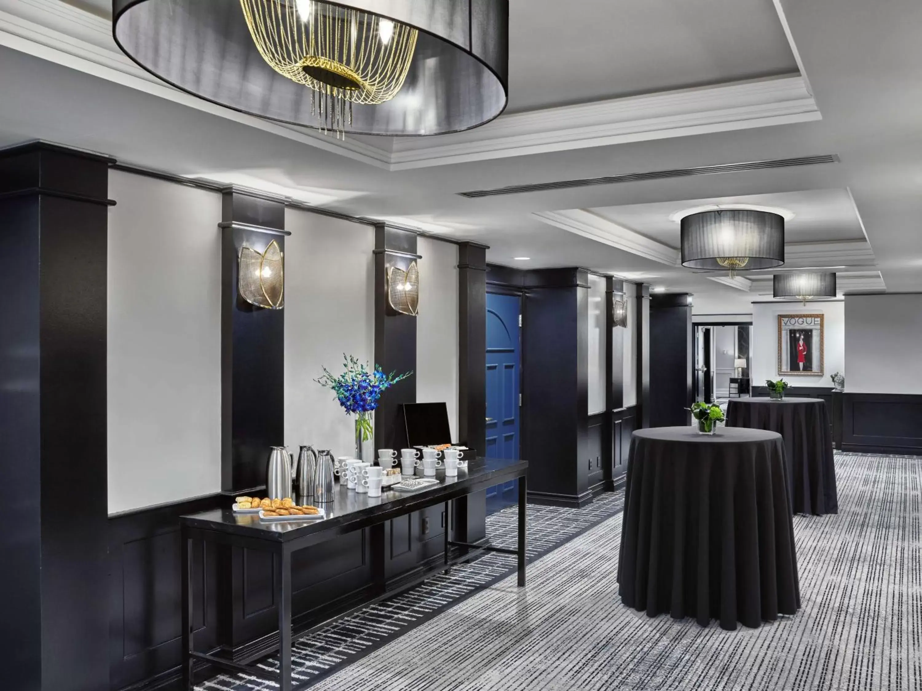 Meeting/conference room in Vogue Hotel Montreal Downtown, Curio Collection by Hilton