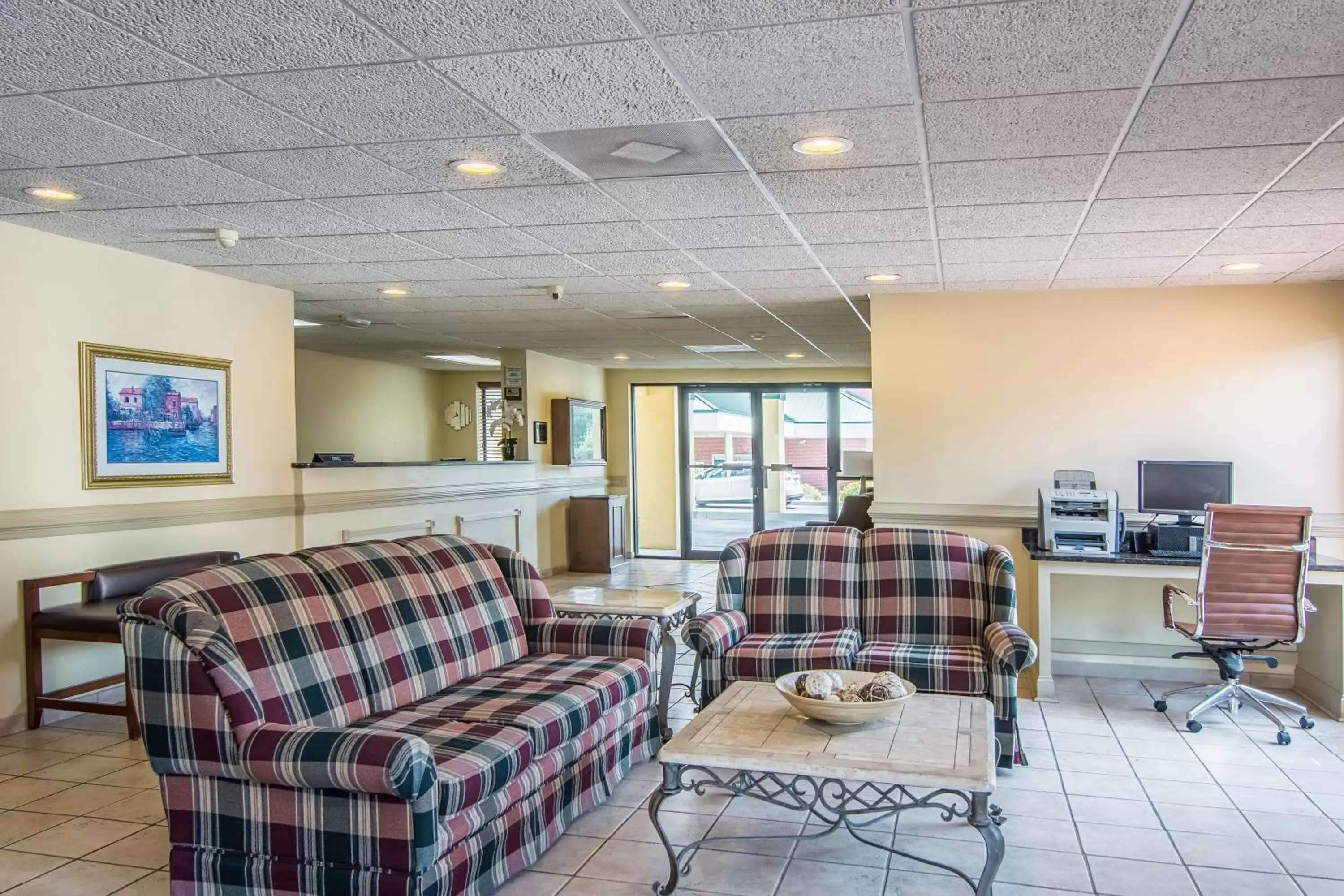 Lobby or reception, Seating Area in Baymont by Wyndham North Myrtle Beach