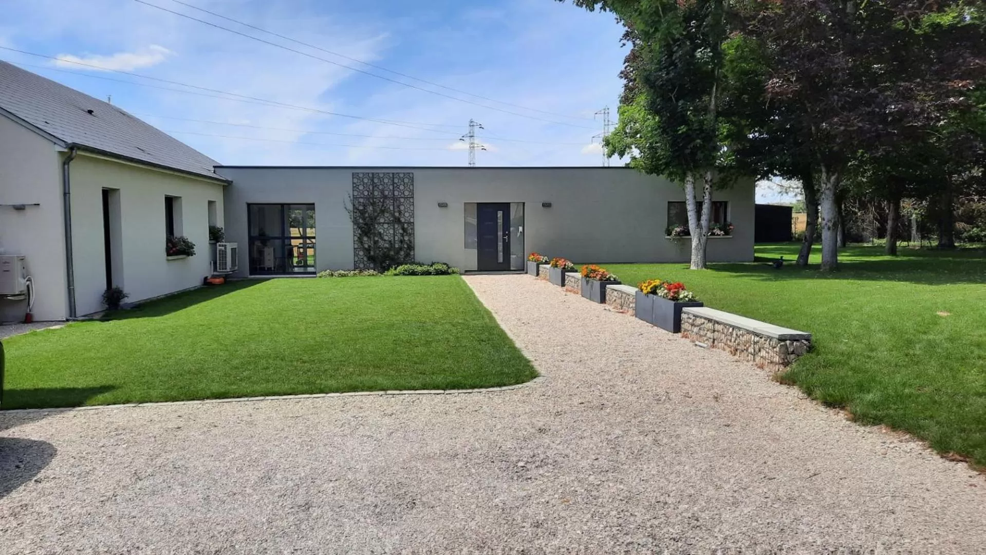 Property building in Les Gabions