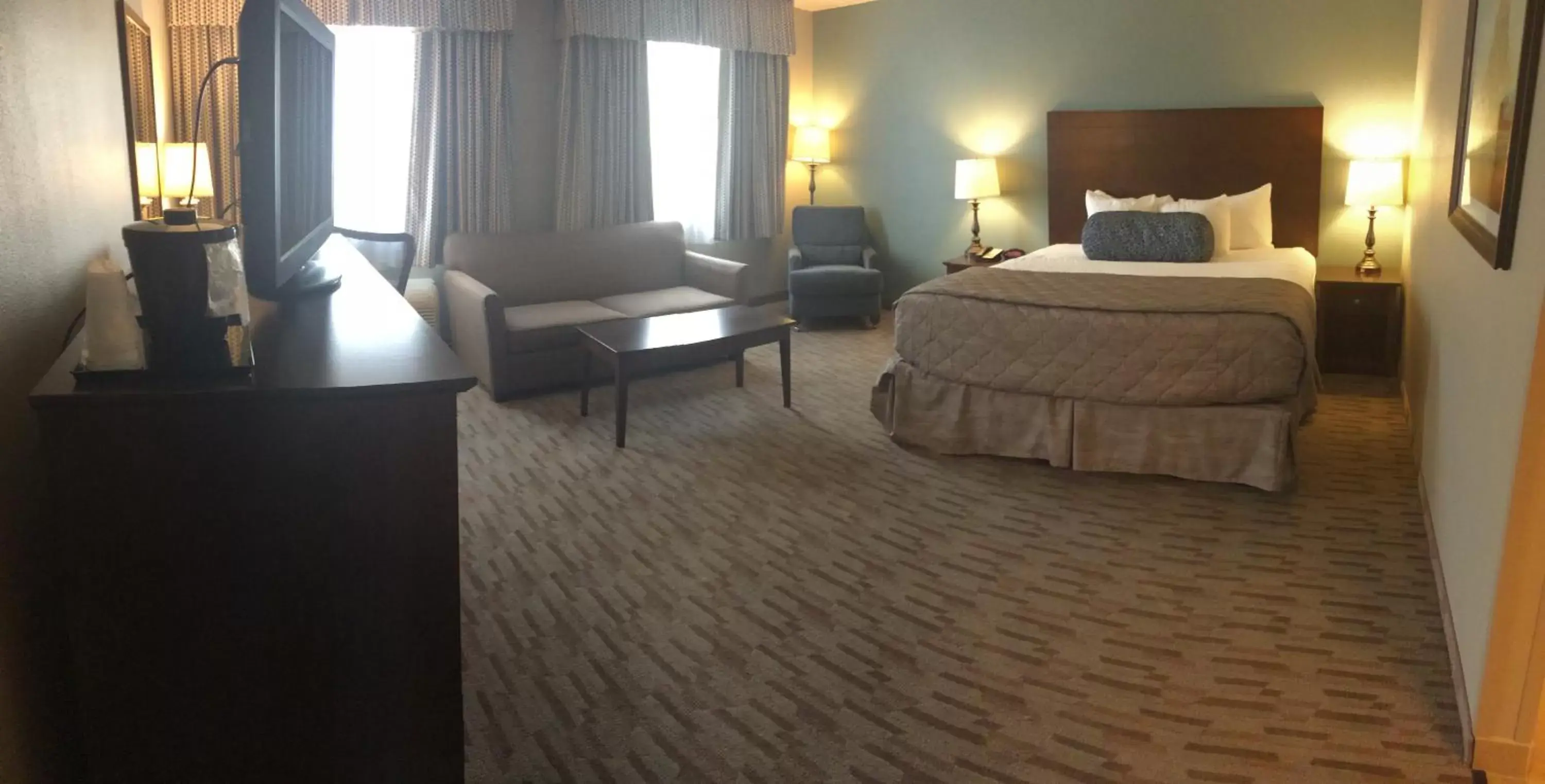Photo of the whole room, Bed in Baymont by Wyndham Minot