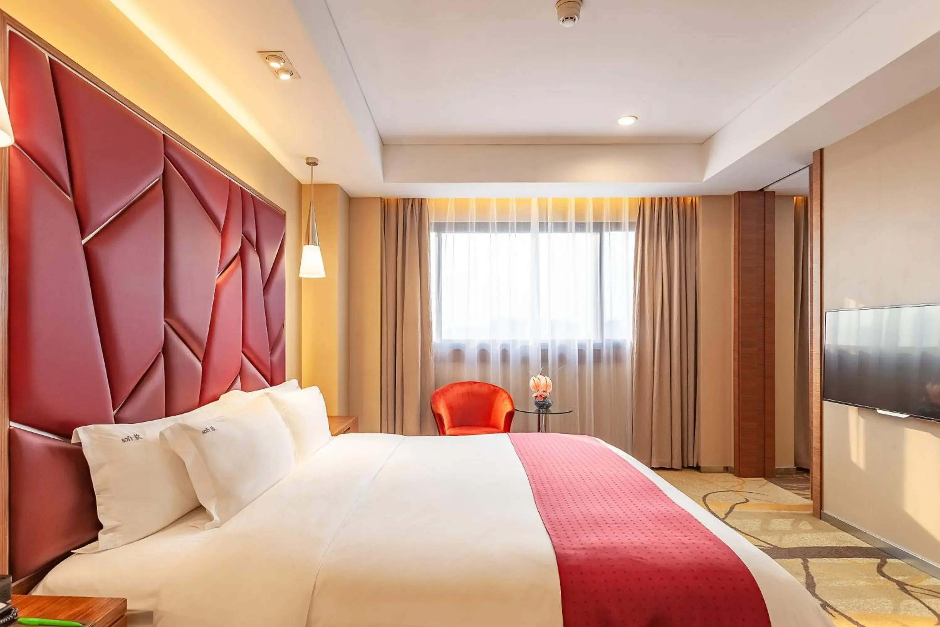 Bed in Holiday Inn Hefei, an IHG Hotel