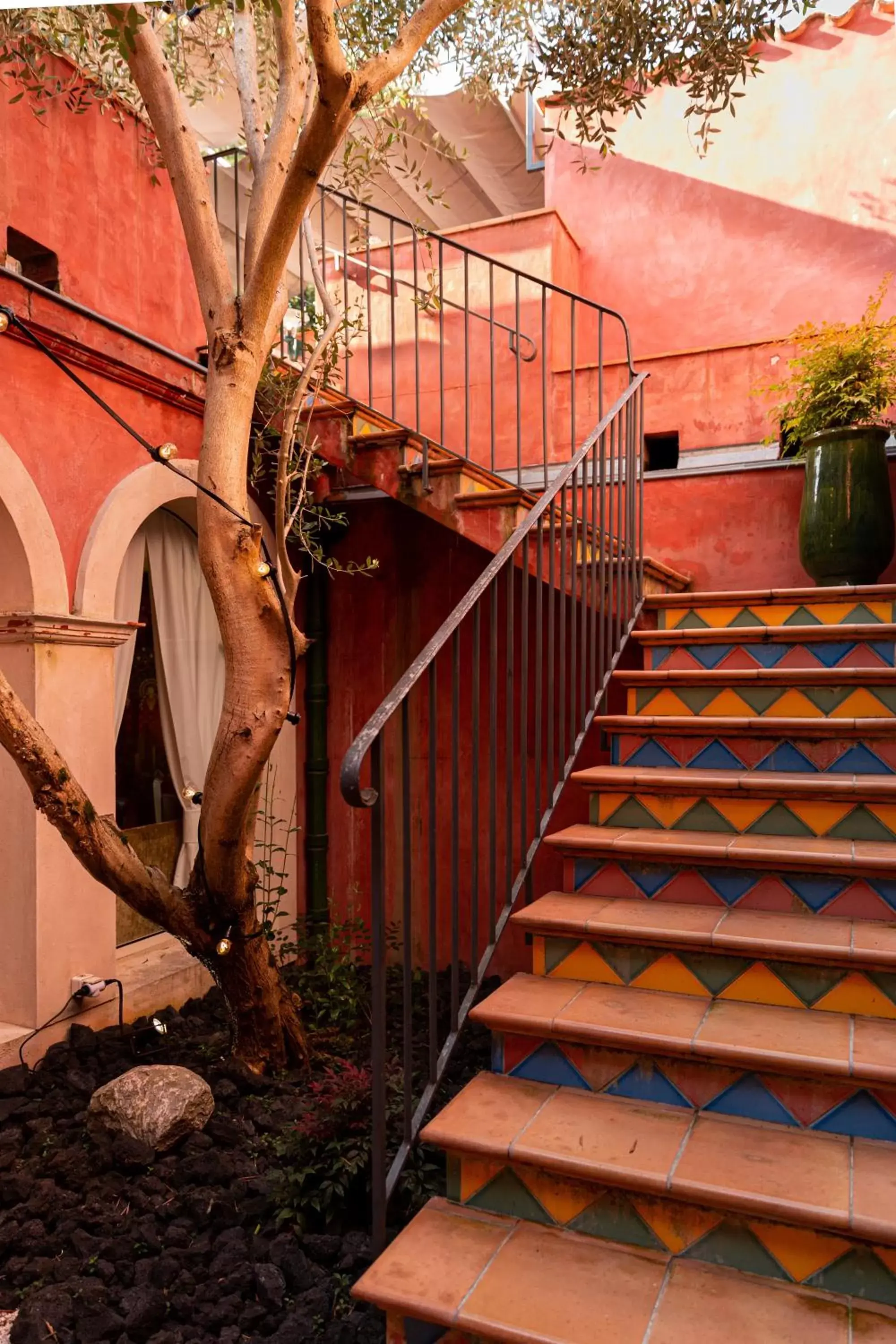 Patio, Property Building in Le Square