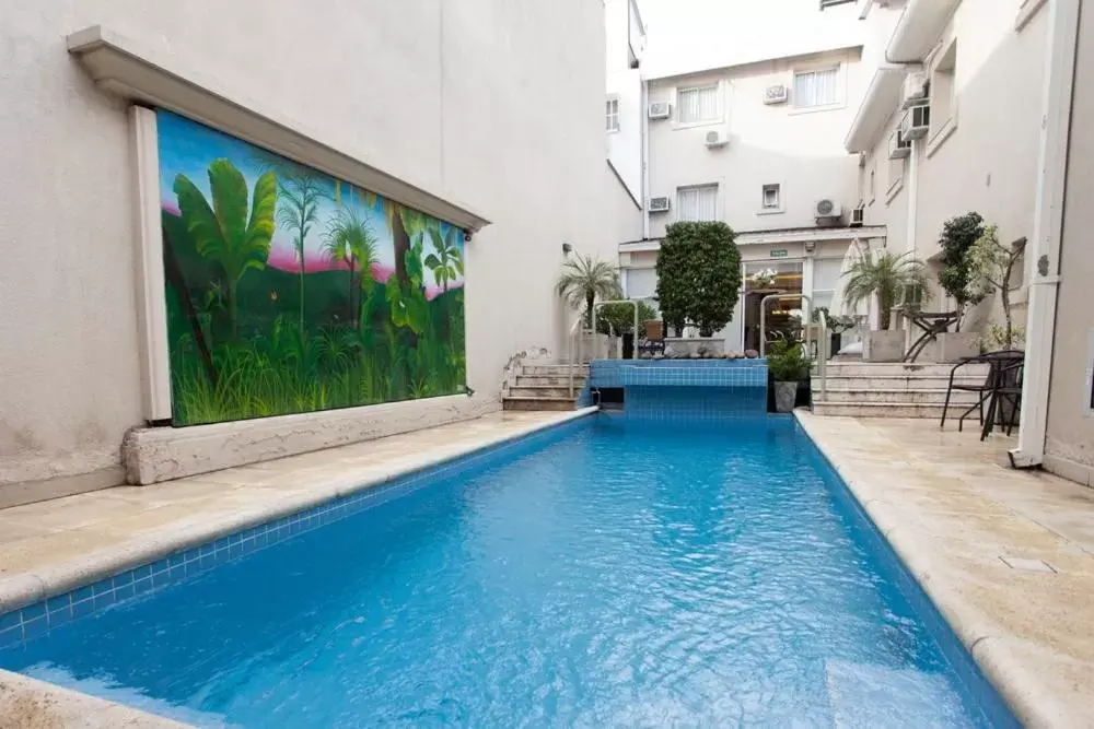 Swimming Pool in Argentino Hotel