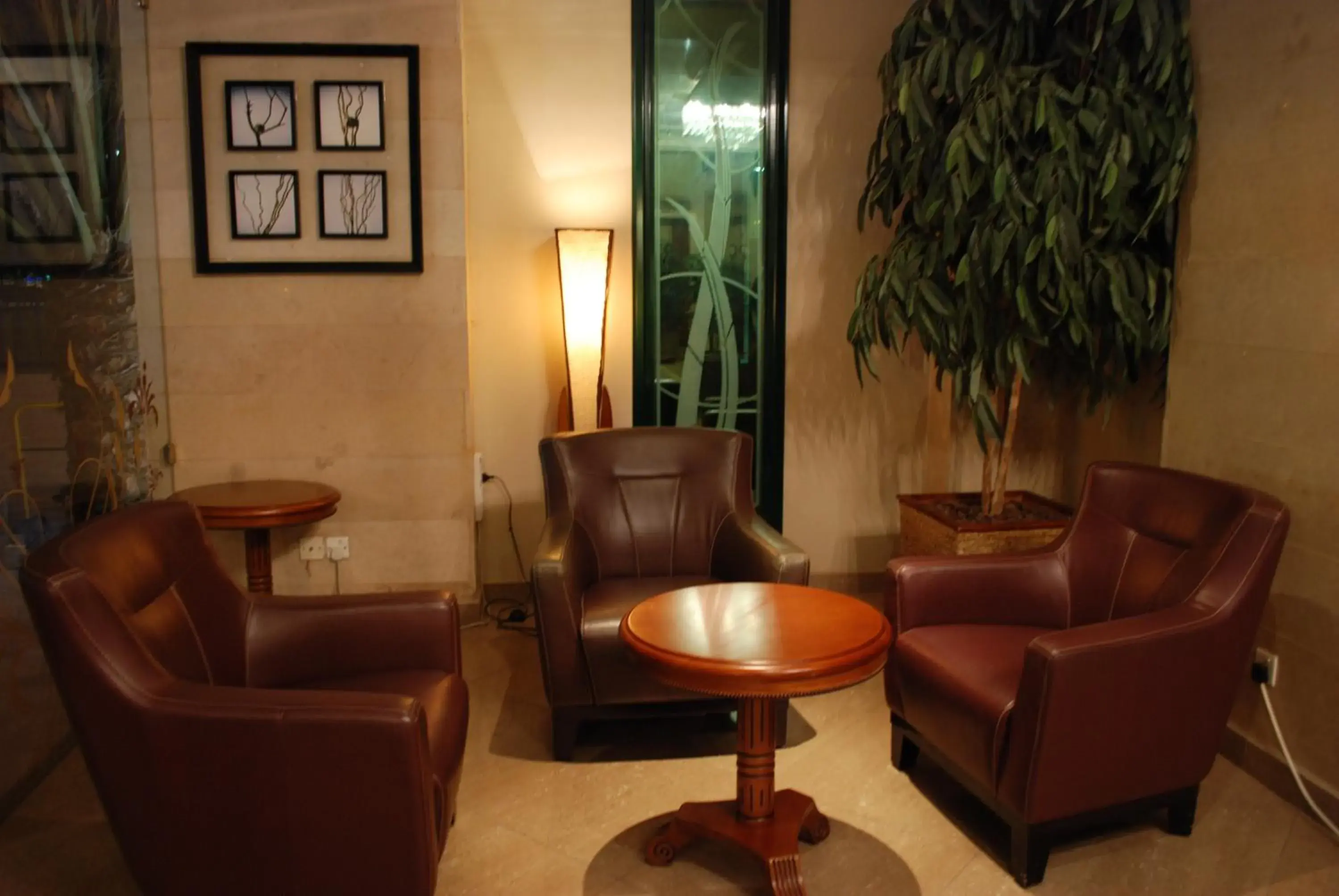 Lobby or reception, Seating Area in Times Square Suite Hotel