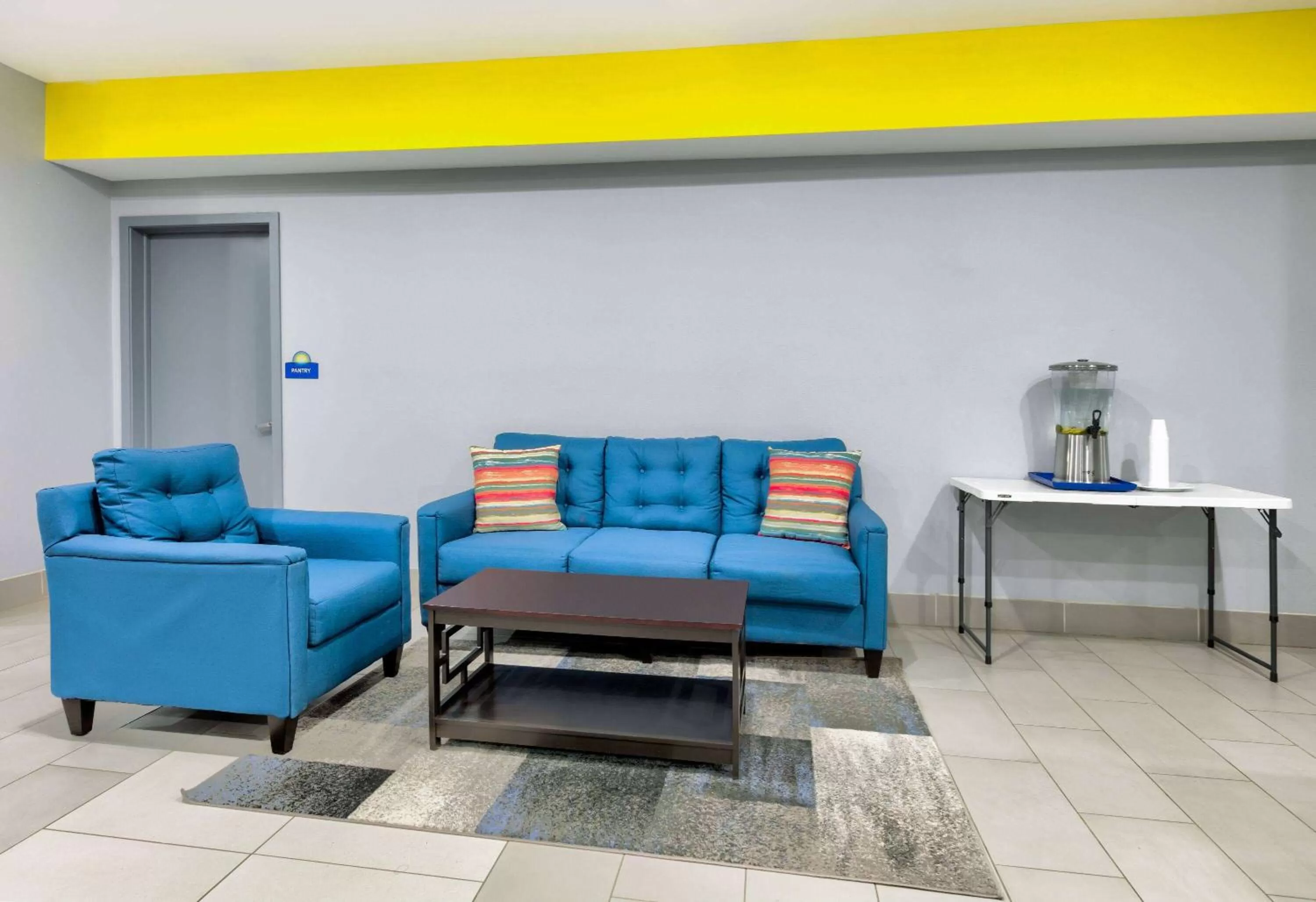 Lobby or reception in Days Inn by Wyndham Zachary LA