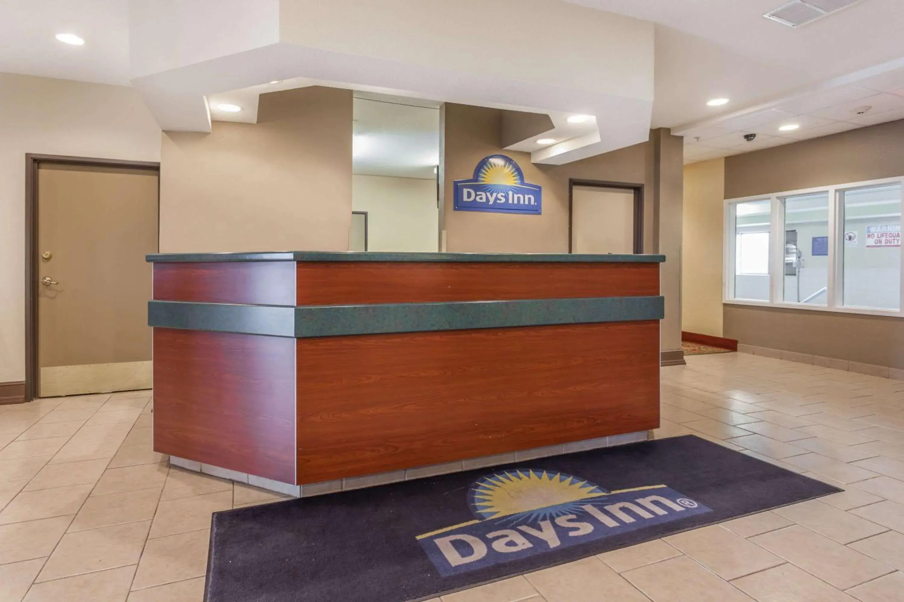 Lobby or reception, Lobby/Reception in Days Inn by Wyndham near Kansas Speedway