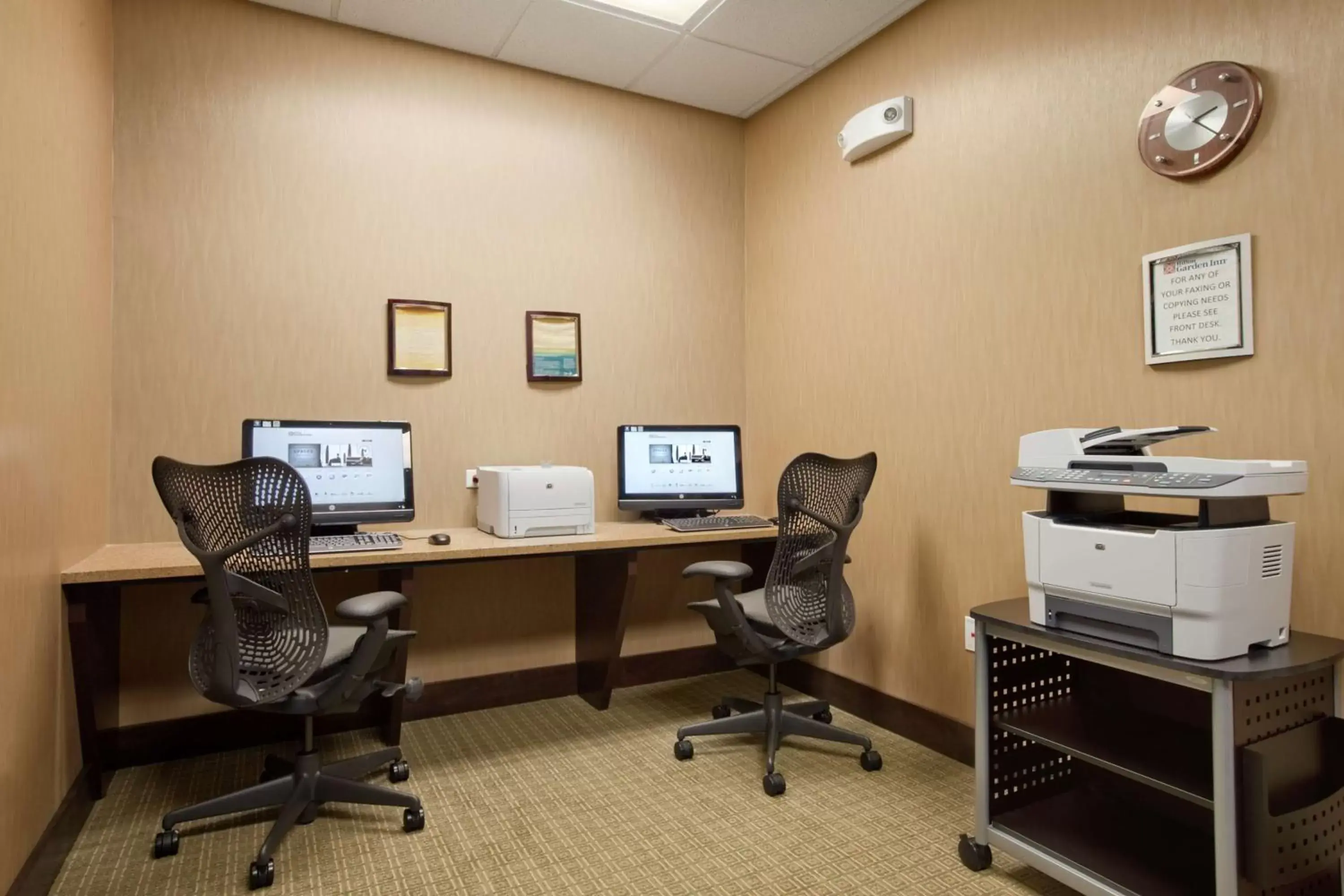 Business facilities, Business Area/Conference Room in Hilton Garden Inn Springfield, MO