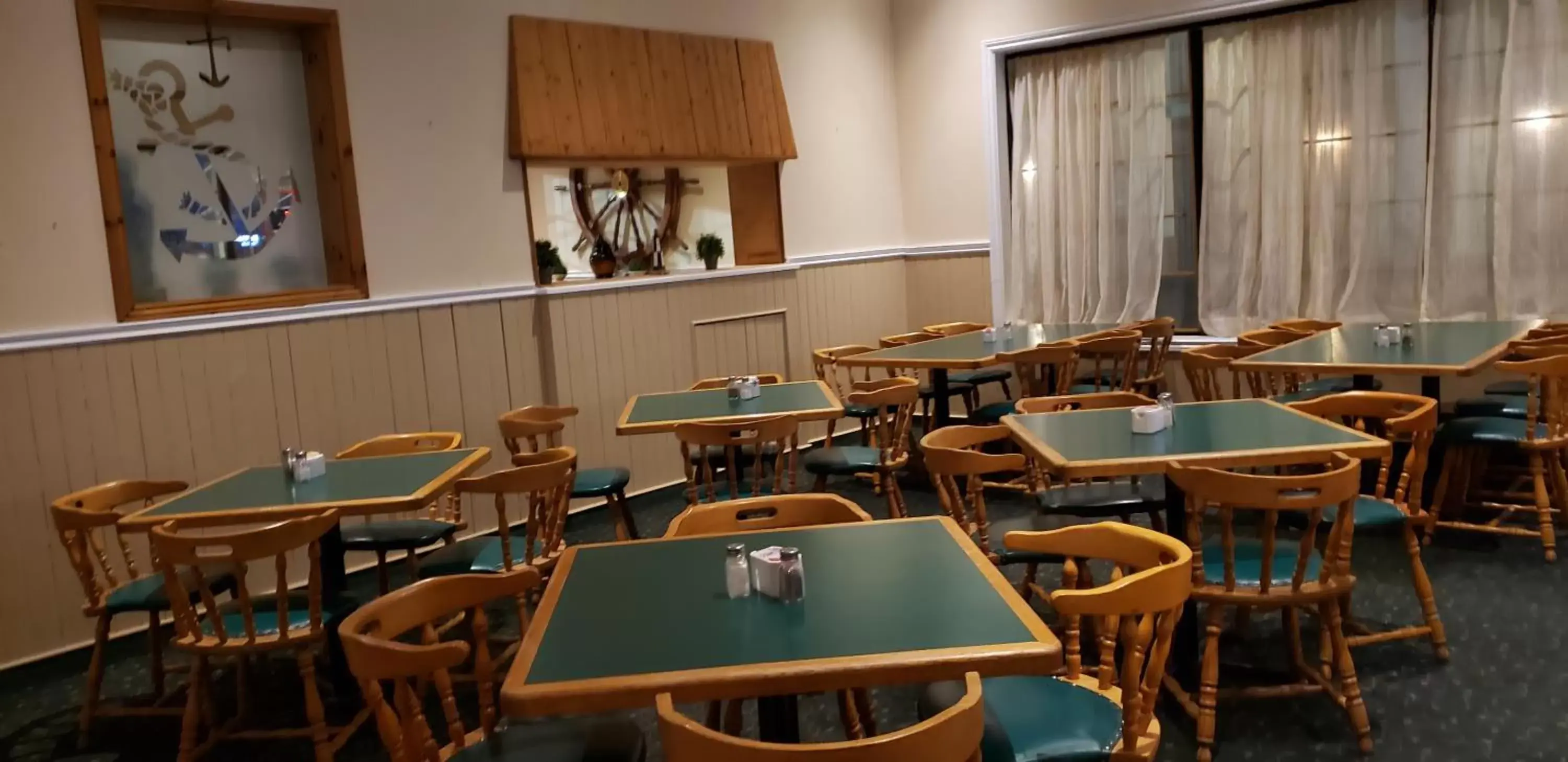 Restaurant/Places to Eat in Quality Inn & Suites 1000 Islands