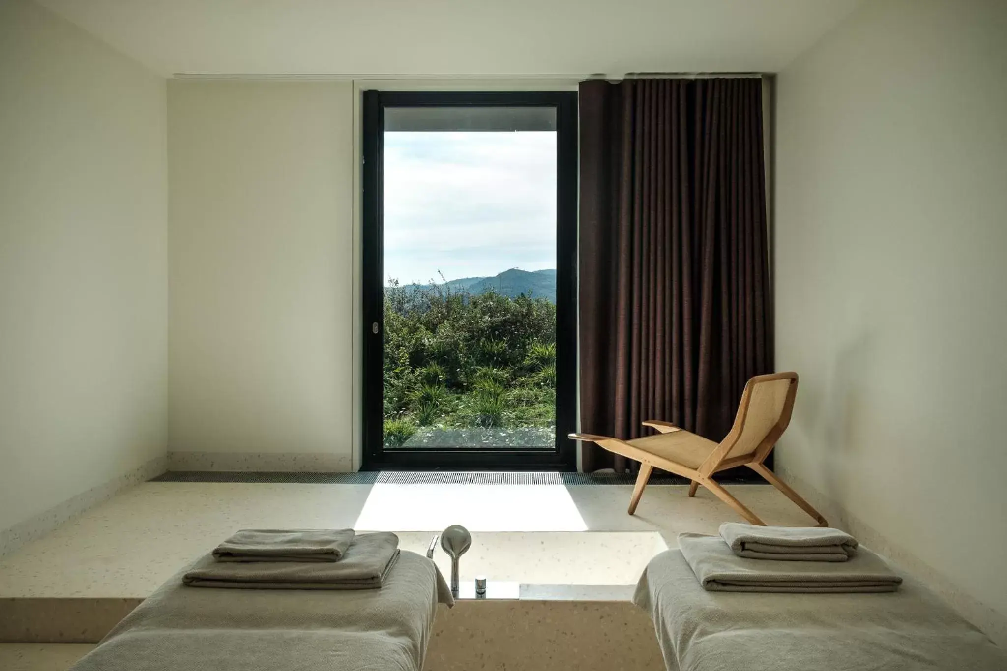 Spa and wellness centre/facilities, Bed in Casa de São Lourenço - Burel Panorama Hotel - member of Relais & Châteaux Spa and wellness centre/facilities, Bed in Casa de São Lourenço - Burel Panorama Hotel - member of Relais & Châteaux