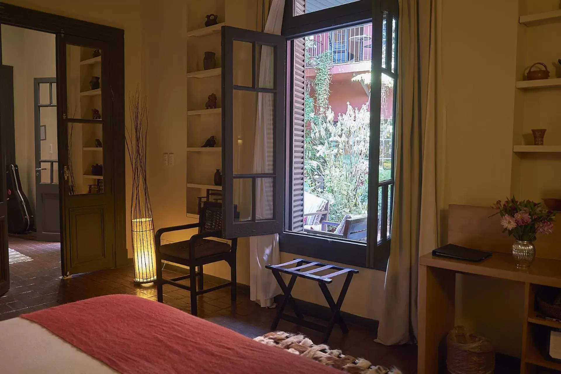 Photo of the whole room, TV/Entertainment Center in BE Jardin Escondido By Coppola