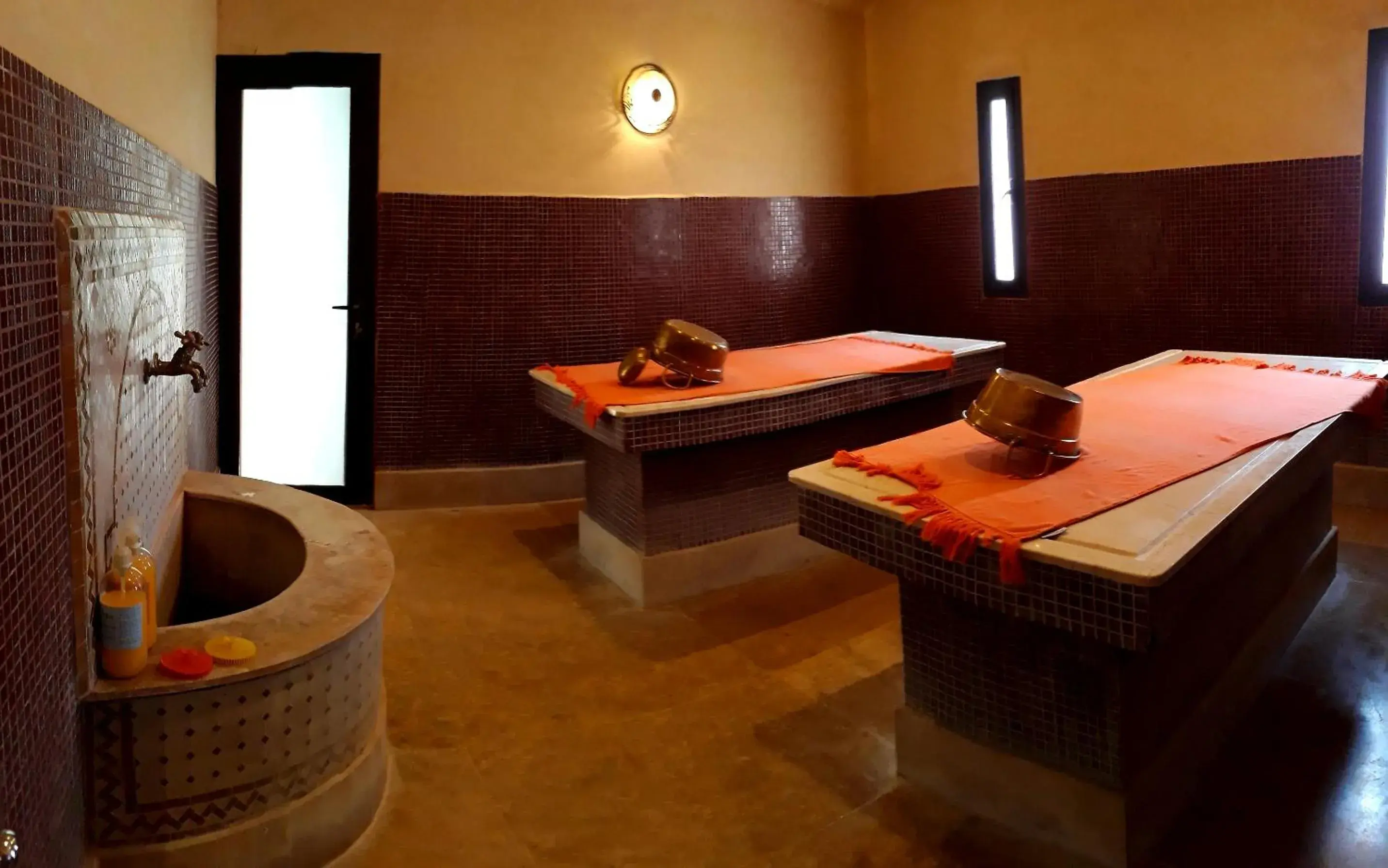 Spa and wellness centre/facilities, Bathroom in La Maison Des Oliviers