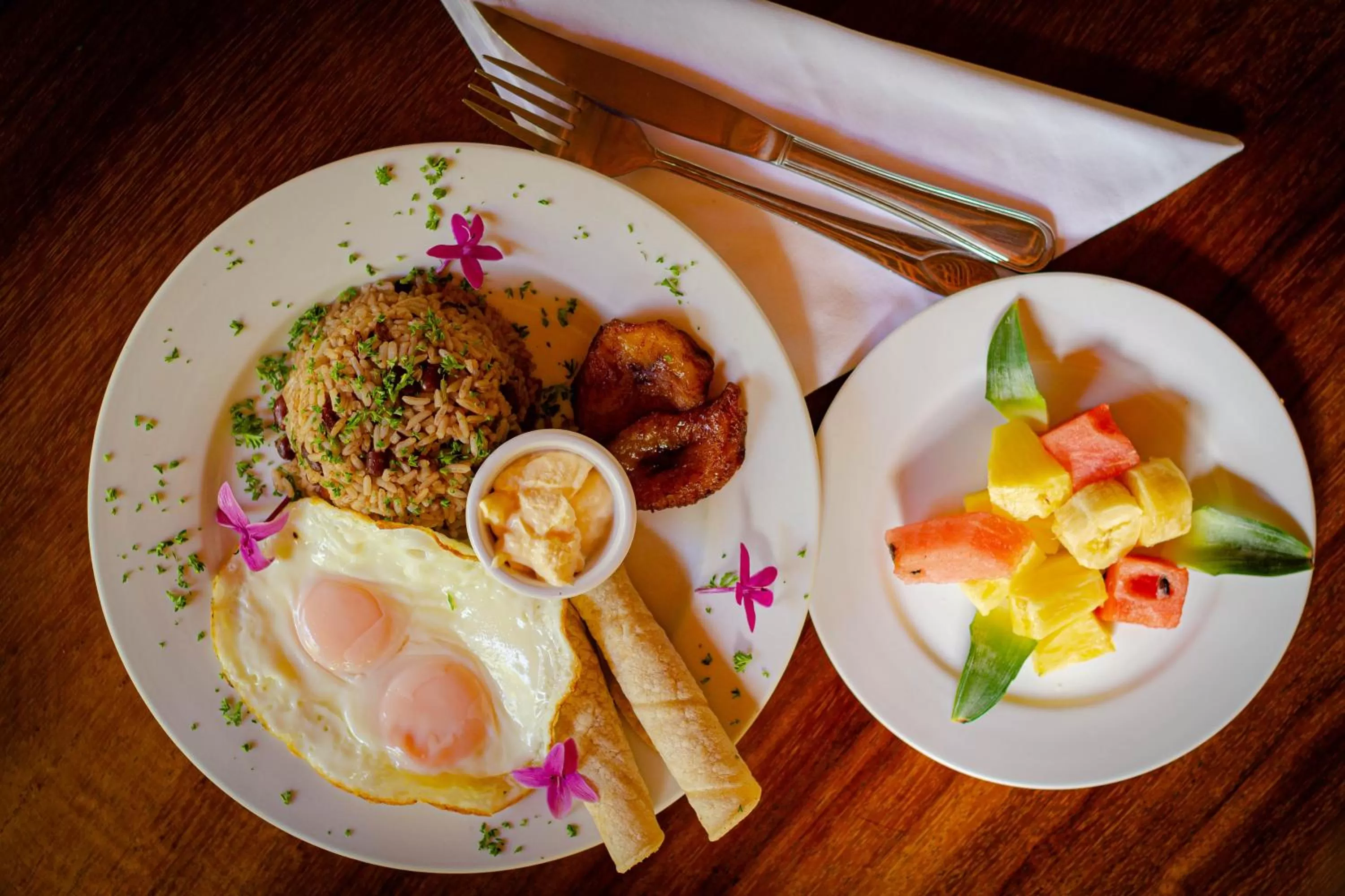 Restaurant/places to eat in Jaco Hotel DoceLunas