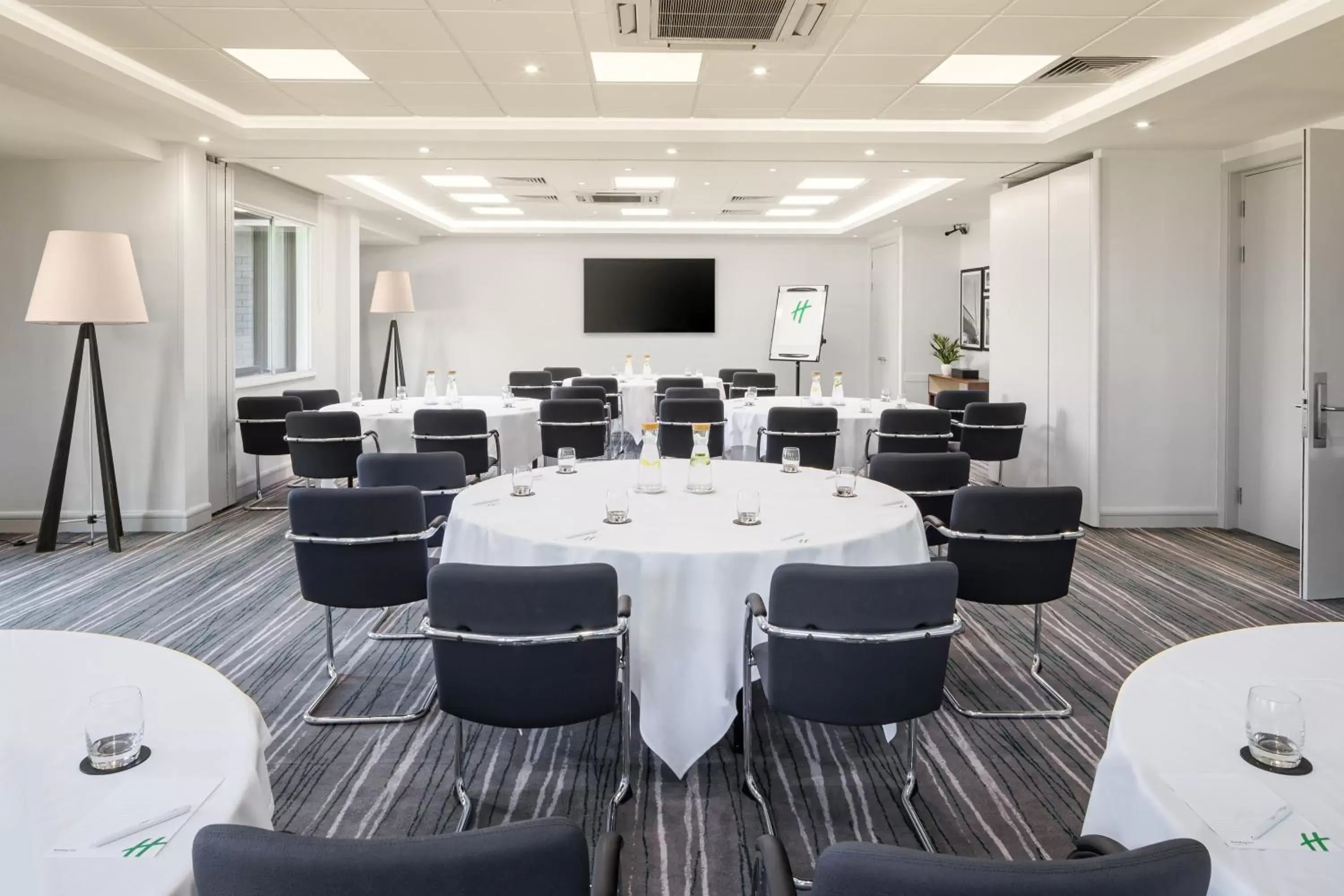 Business facilities in Holiday Inn Aylesbury, an IHG Hotel