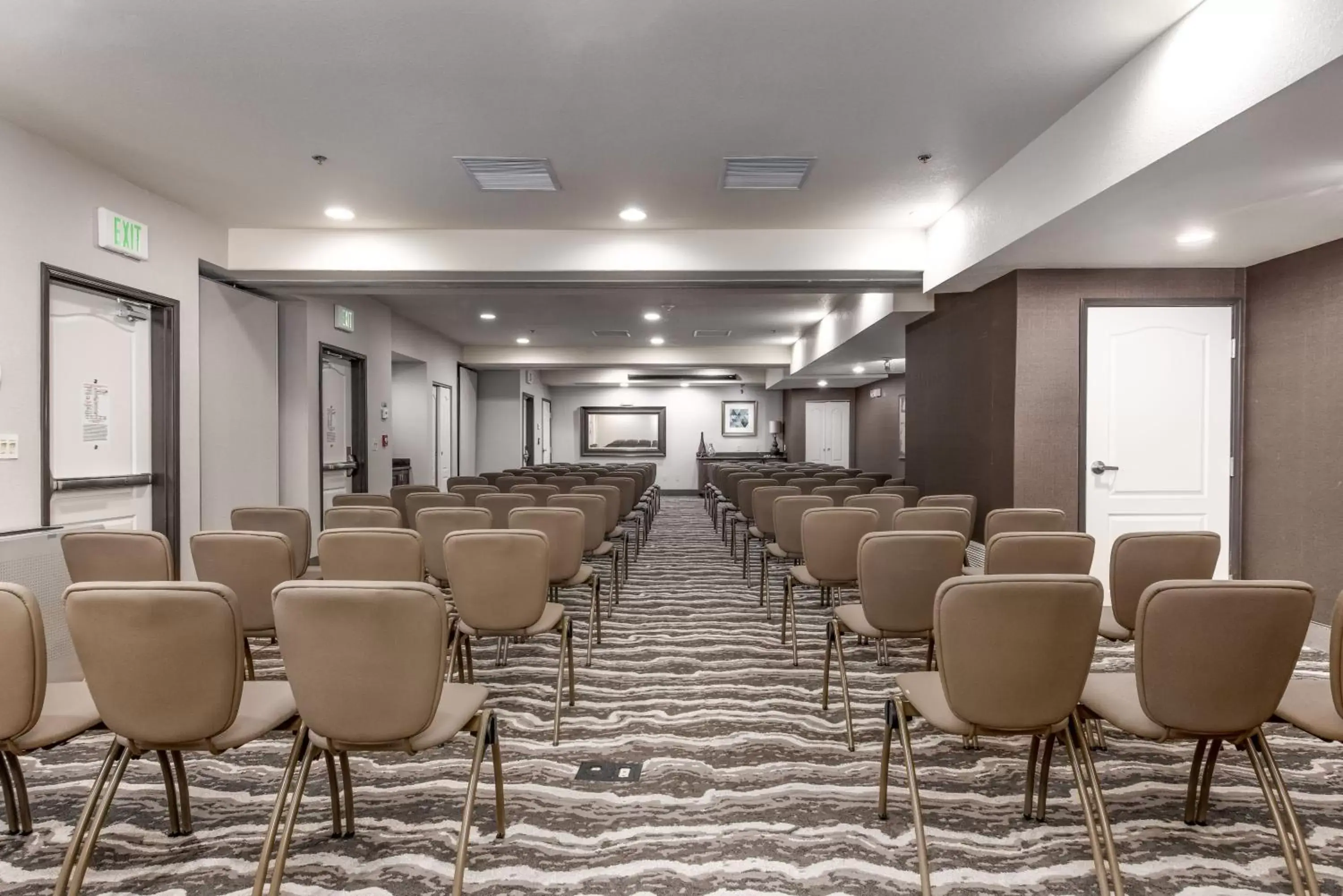 Meeting/conference room in Holiday Inn Express West Valley City, an IHG Hotel