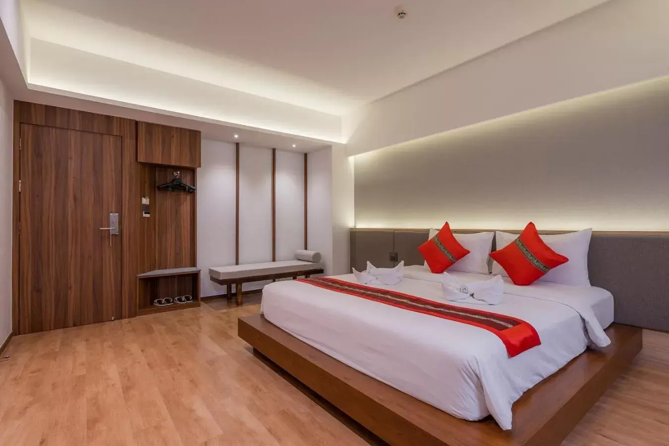 Bed in True Siam Phayathai Hotel