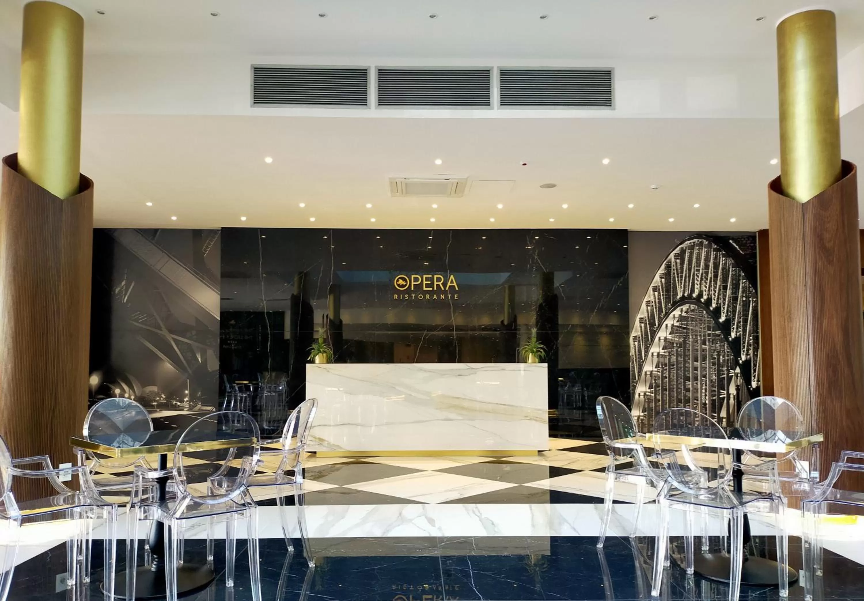 Restaurant/places to eat in The Sydney Hotel