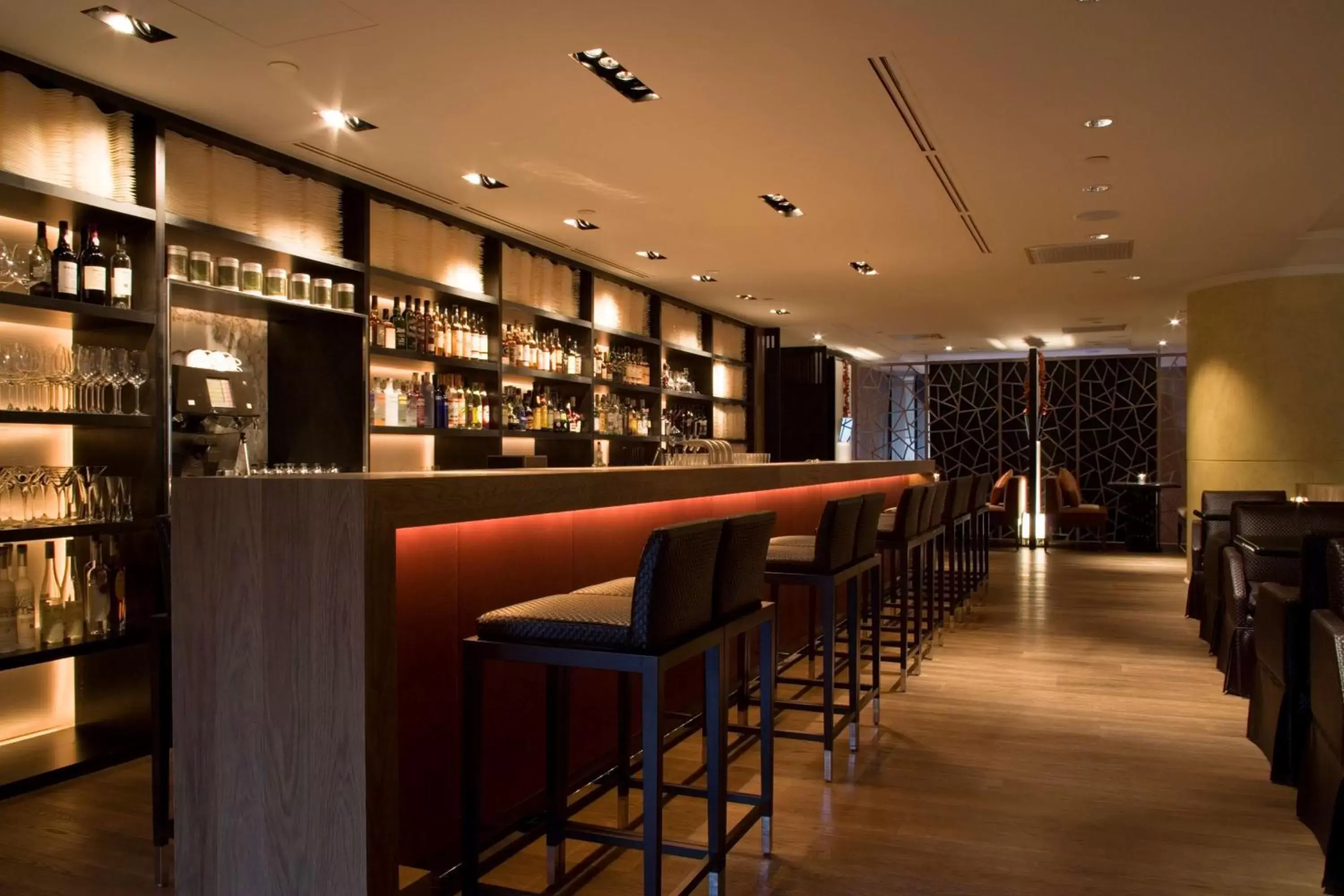 Lounge or bar in Grand Hyatt Taipei