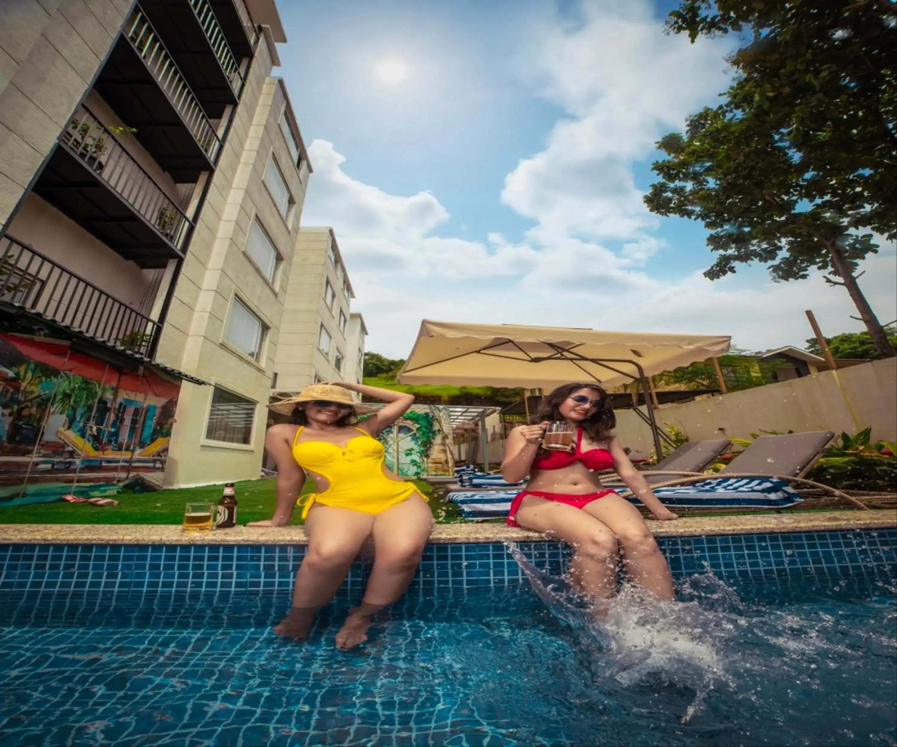 Swimming Pool in HUE GUH The Porto Candolim