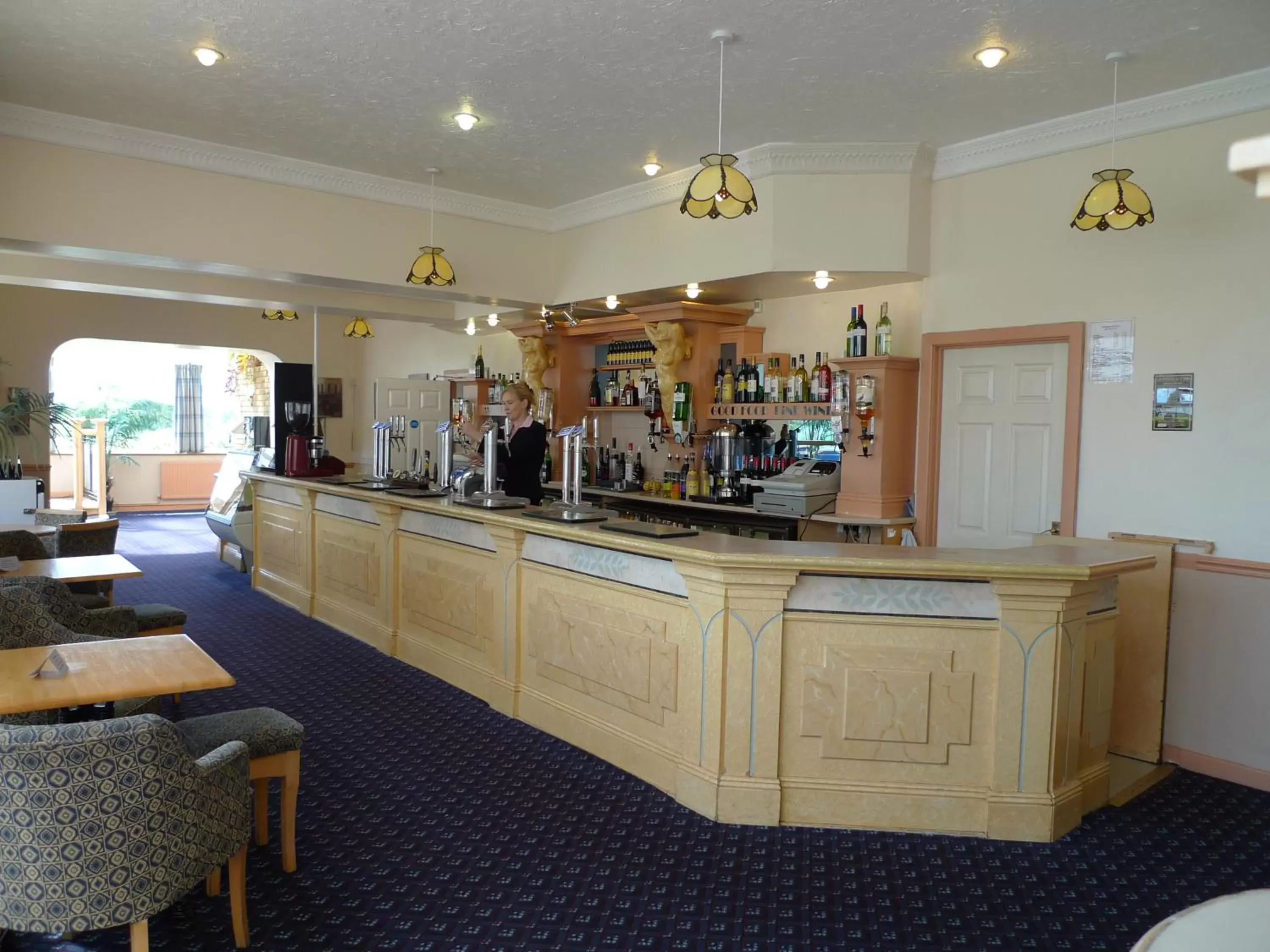 Lounge or bar in Ashburnham Hotel