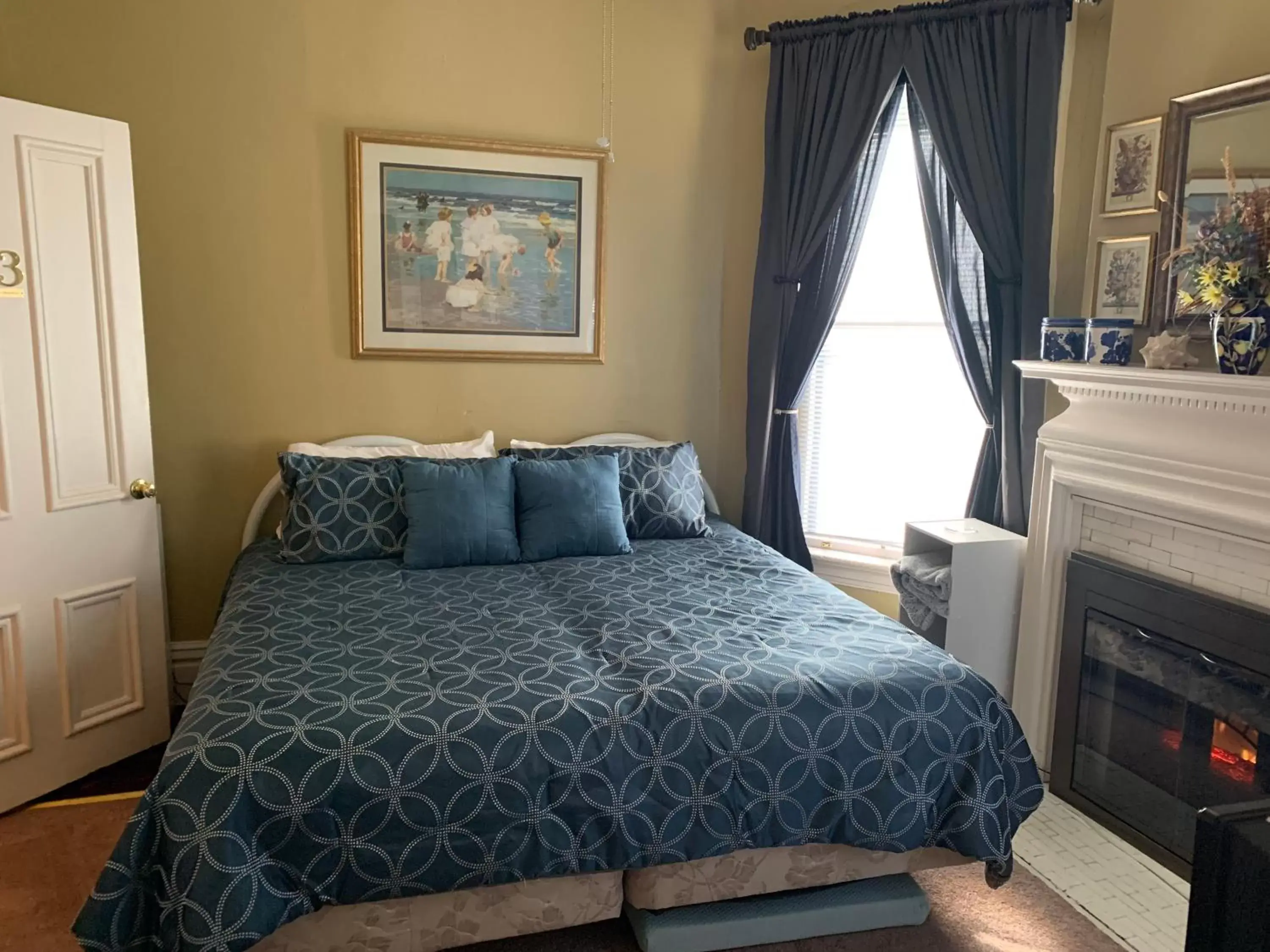 Bedroom, Bed in Bayberry House Bed and Breakfast