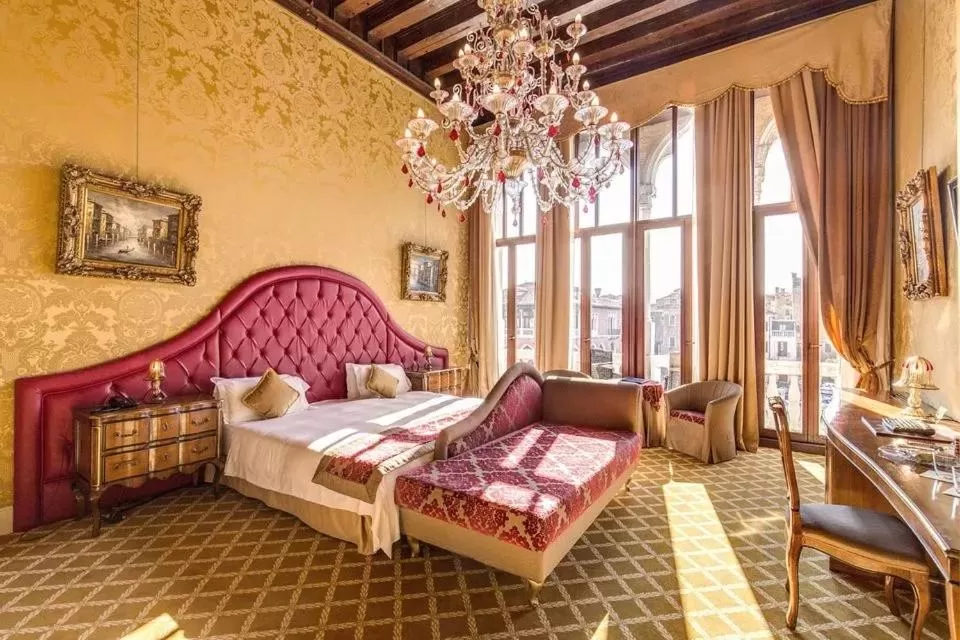 Bed in Pesaro Palace