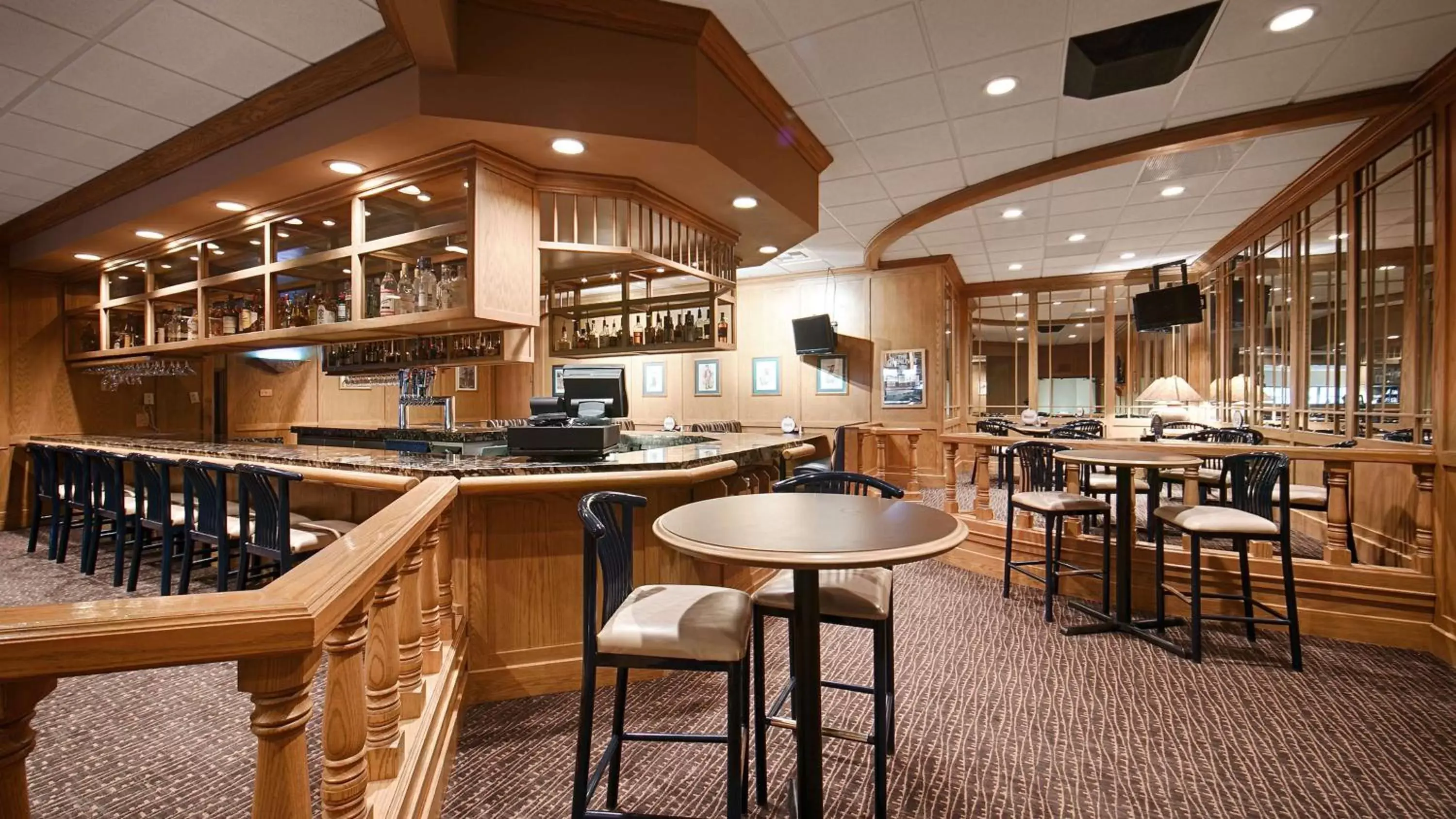 Lounge or bar, Restaurant/Places to Eat in Best Western Plus Coeur d'Alene Inn