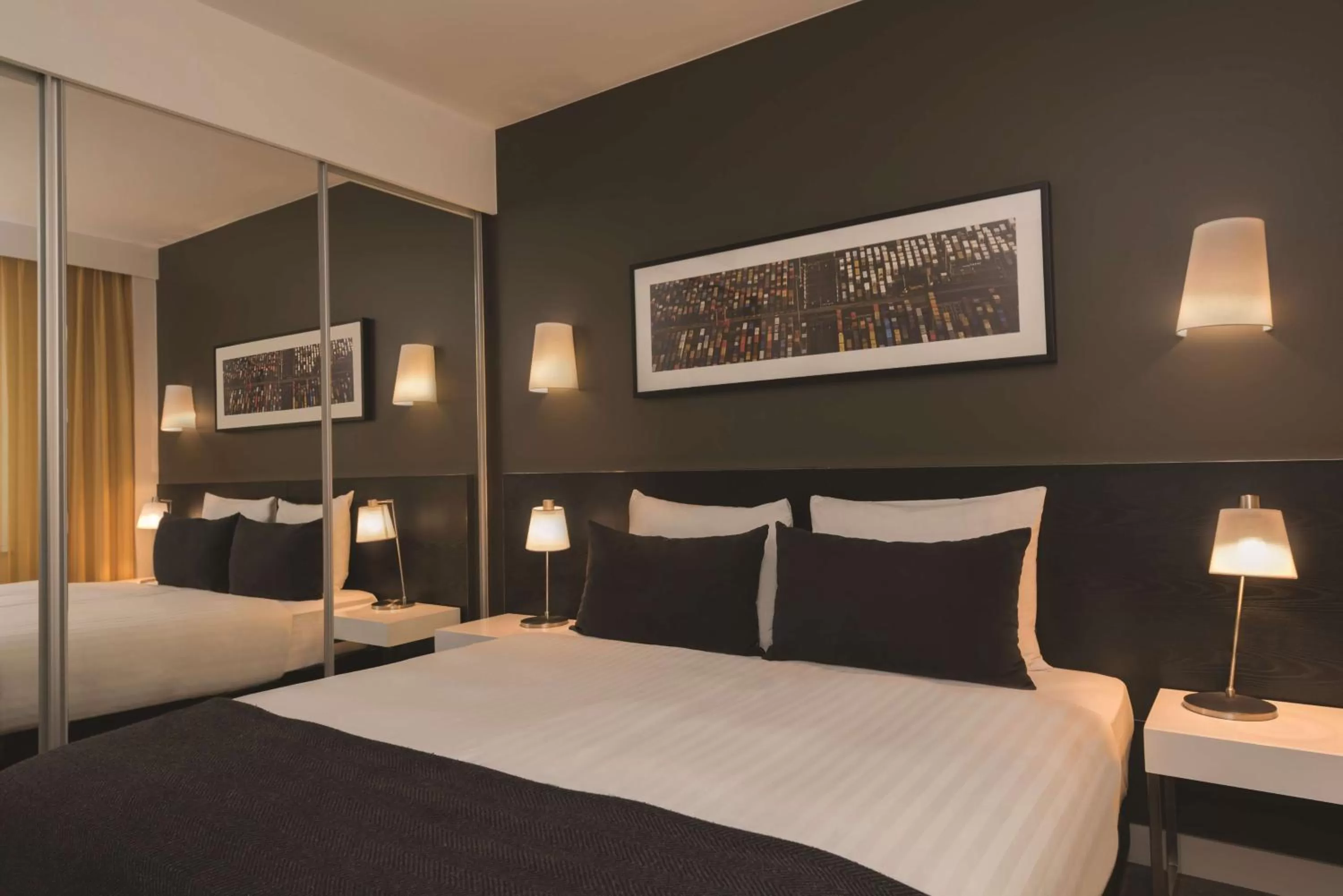 One-Bedroom Apartment in Adina Apartment Hotel Berlin Hackescher Markt