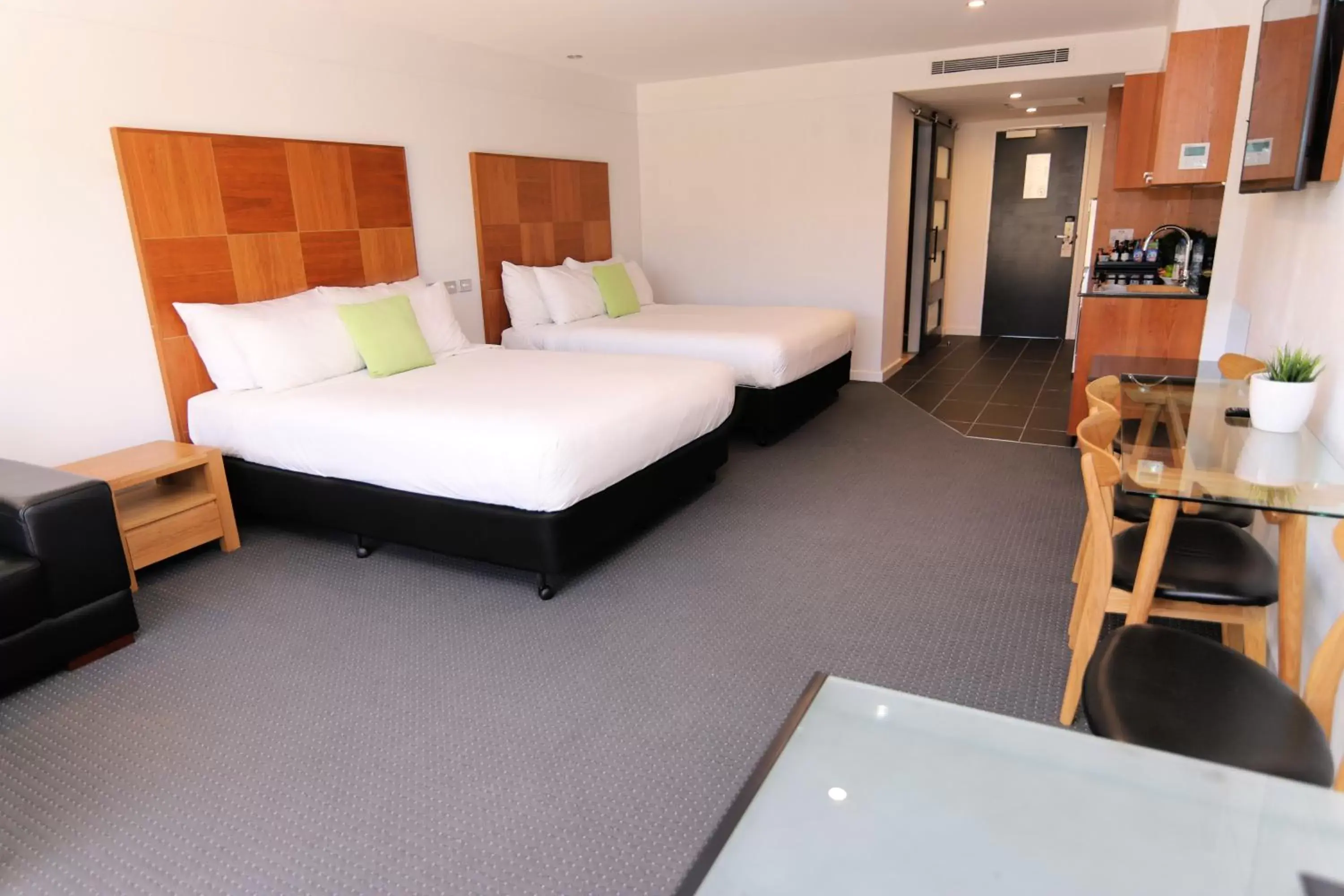 Bedroom, Bed in Best Western Plus Goulburn Bedroom, Bed in Best Western Plus Goulburn