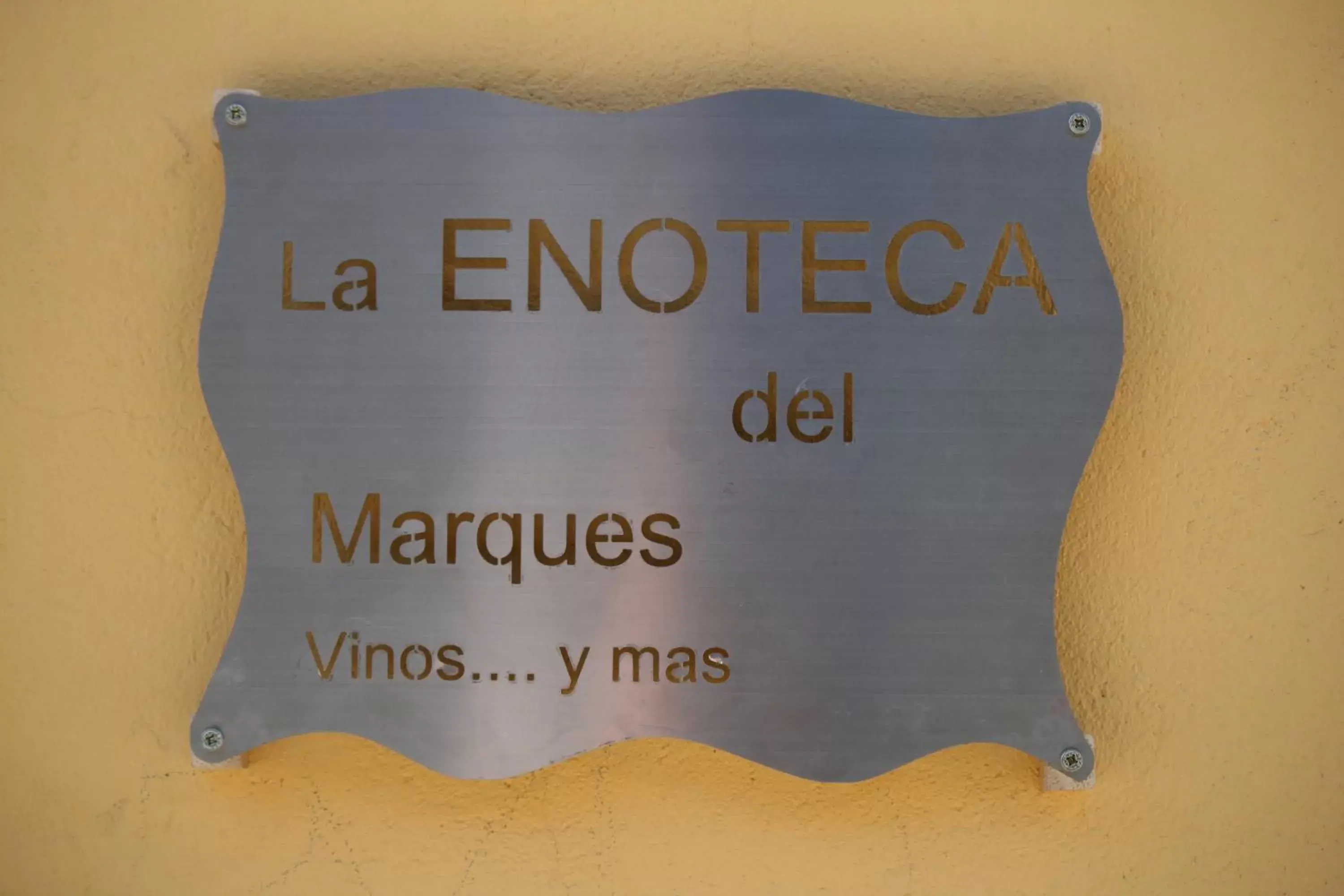 On-site shops, Logo/Certificate/Sign/Award in Hotel Rural La Enoteca del Marques