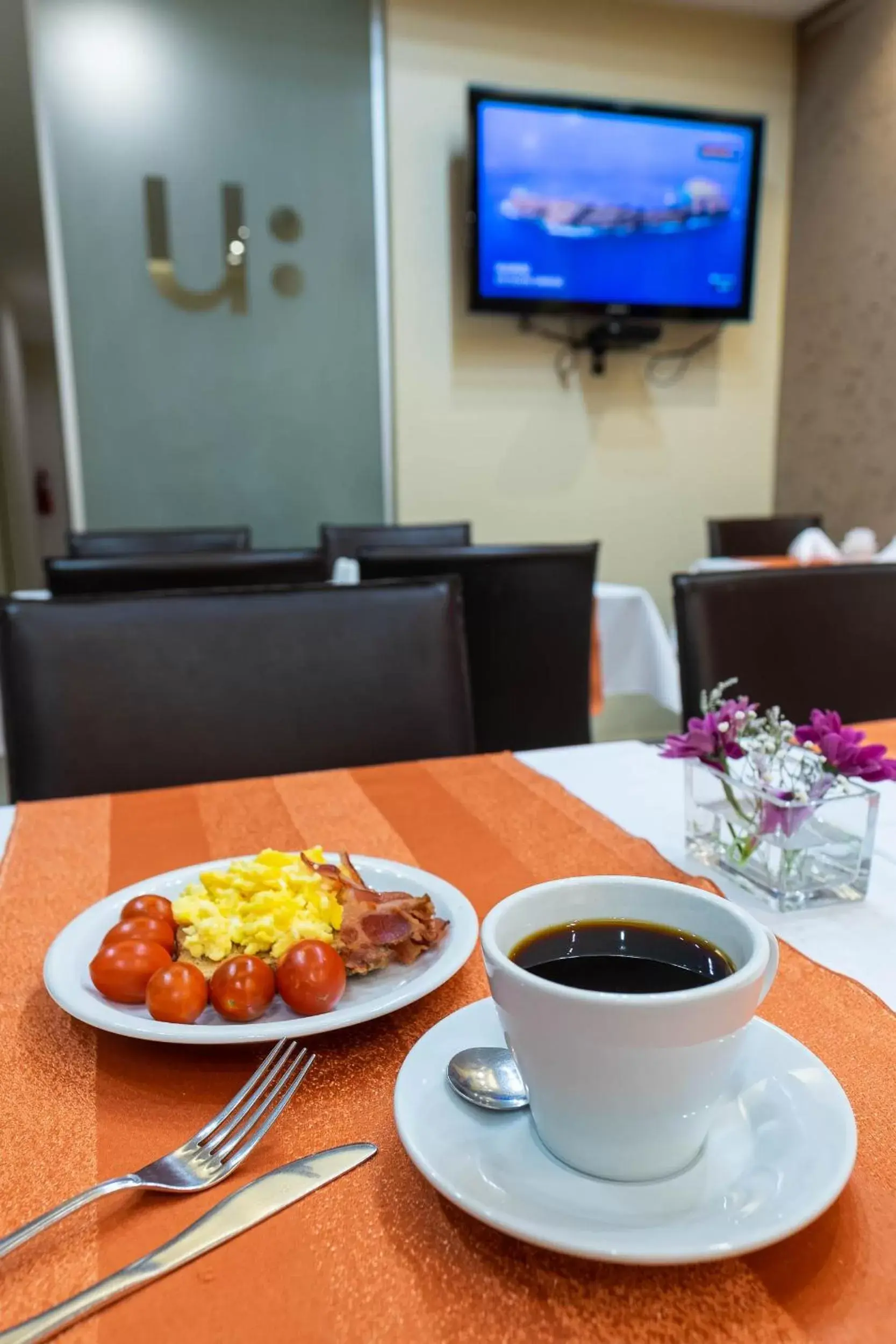 Breakfast in Urban Suites Recoleta Boutique Hotel