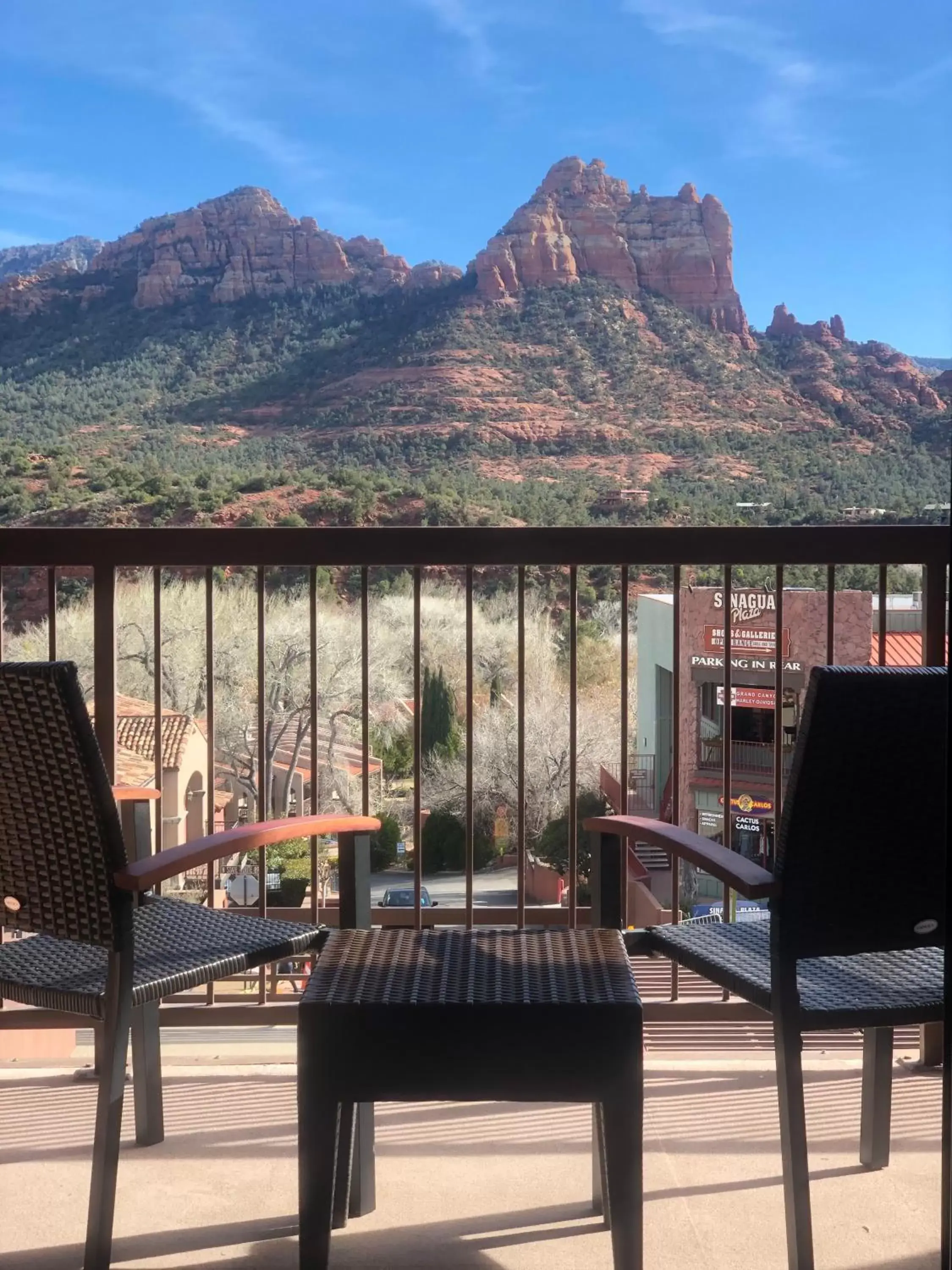 Patio, Mountain View in Matterhorn Inn