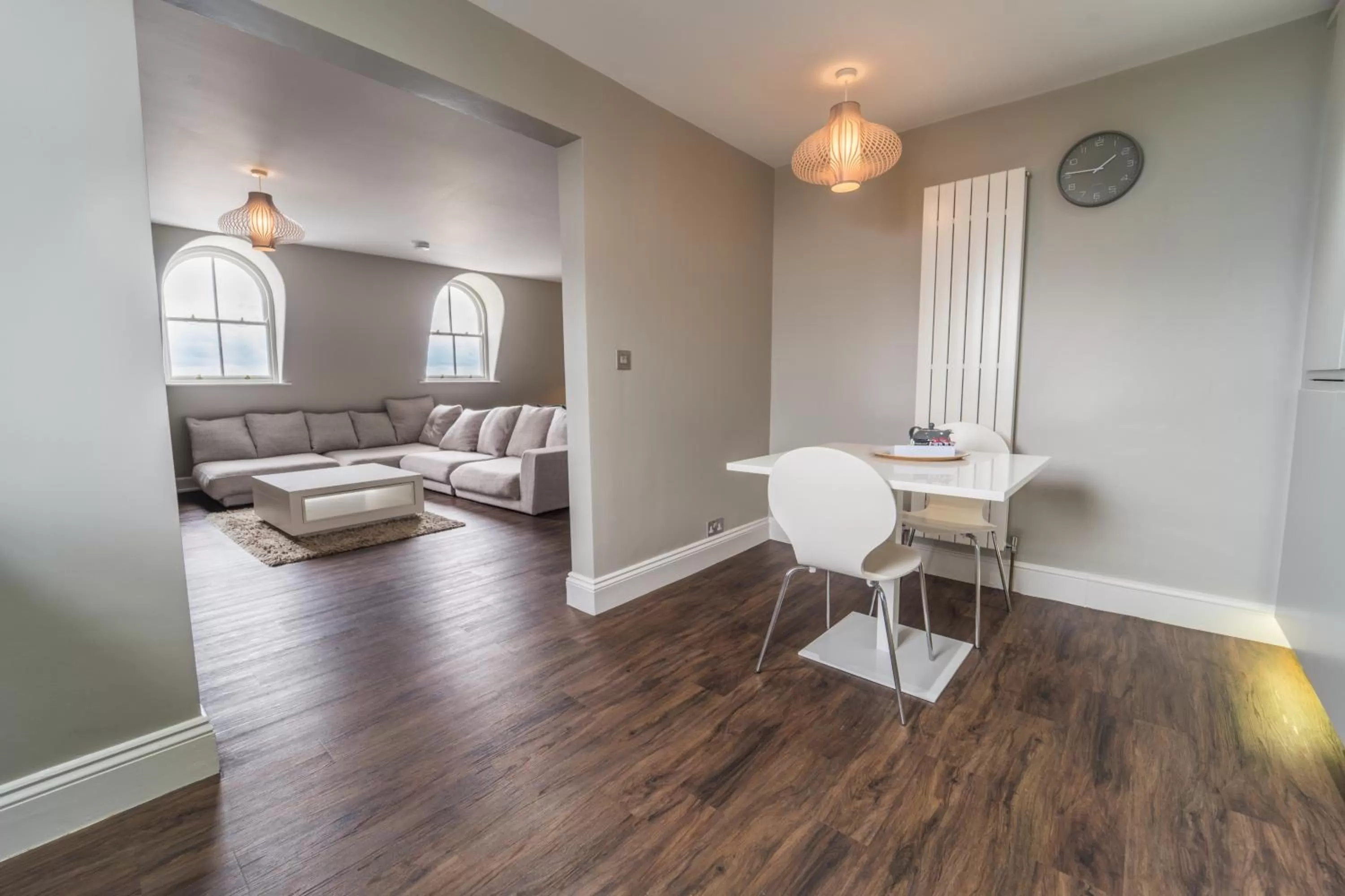 Kitchen or kitchenette in 1 Elliot Terrace