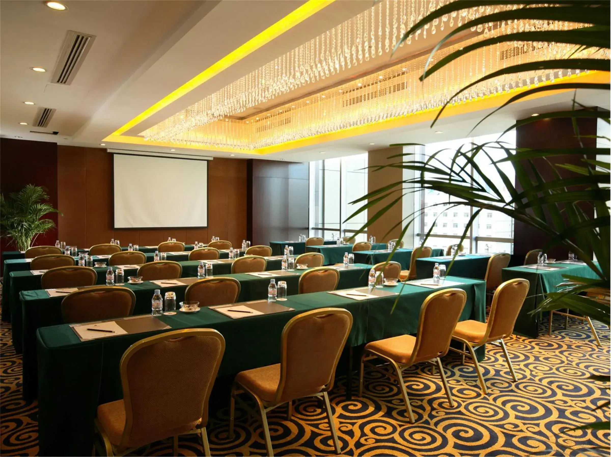 Meeting/conference room in Tianjin Saixiang Hotel