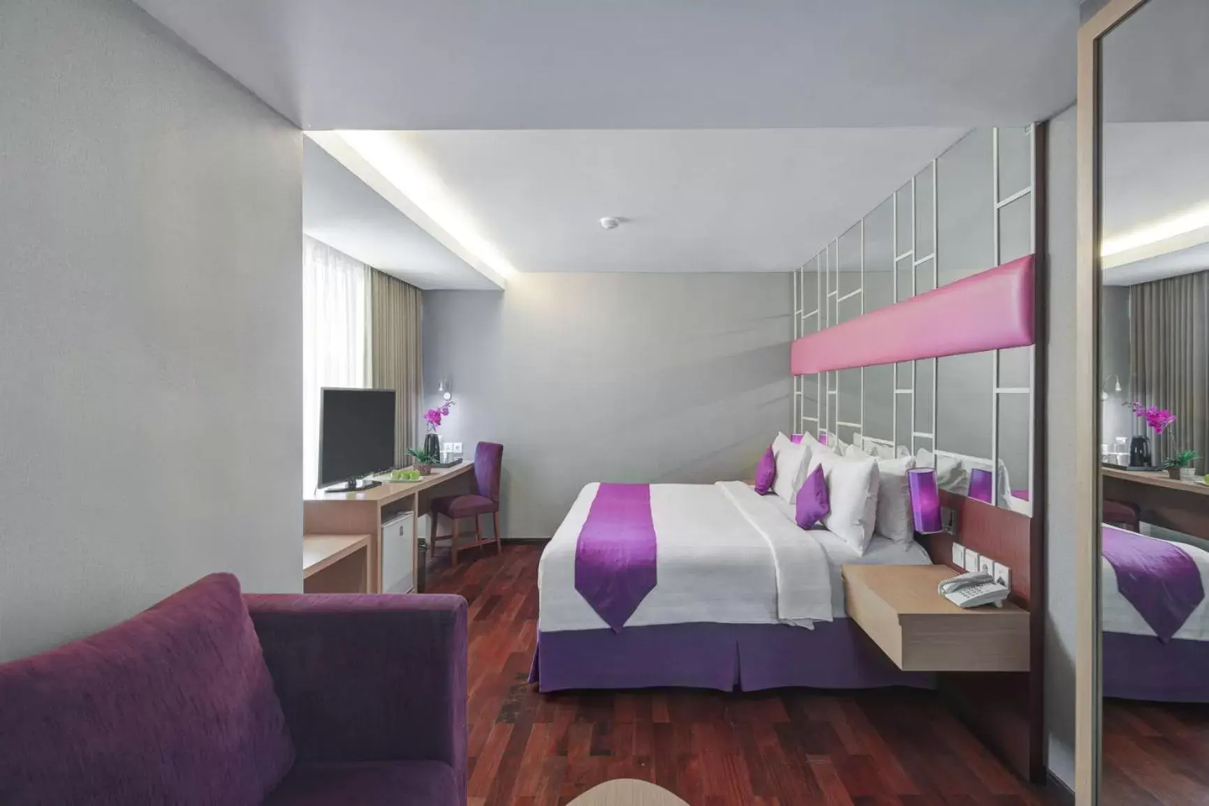 Bedroom in Quest Hotel Darmo - Surabaya by ASTON