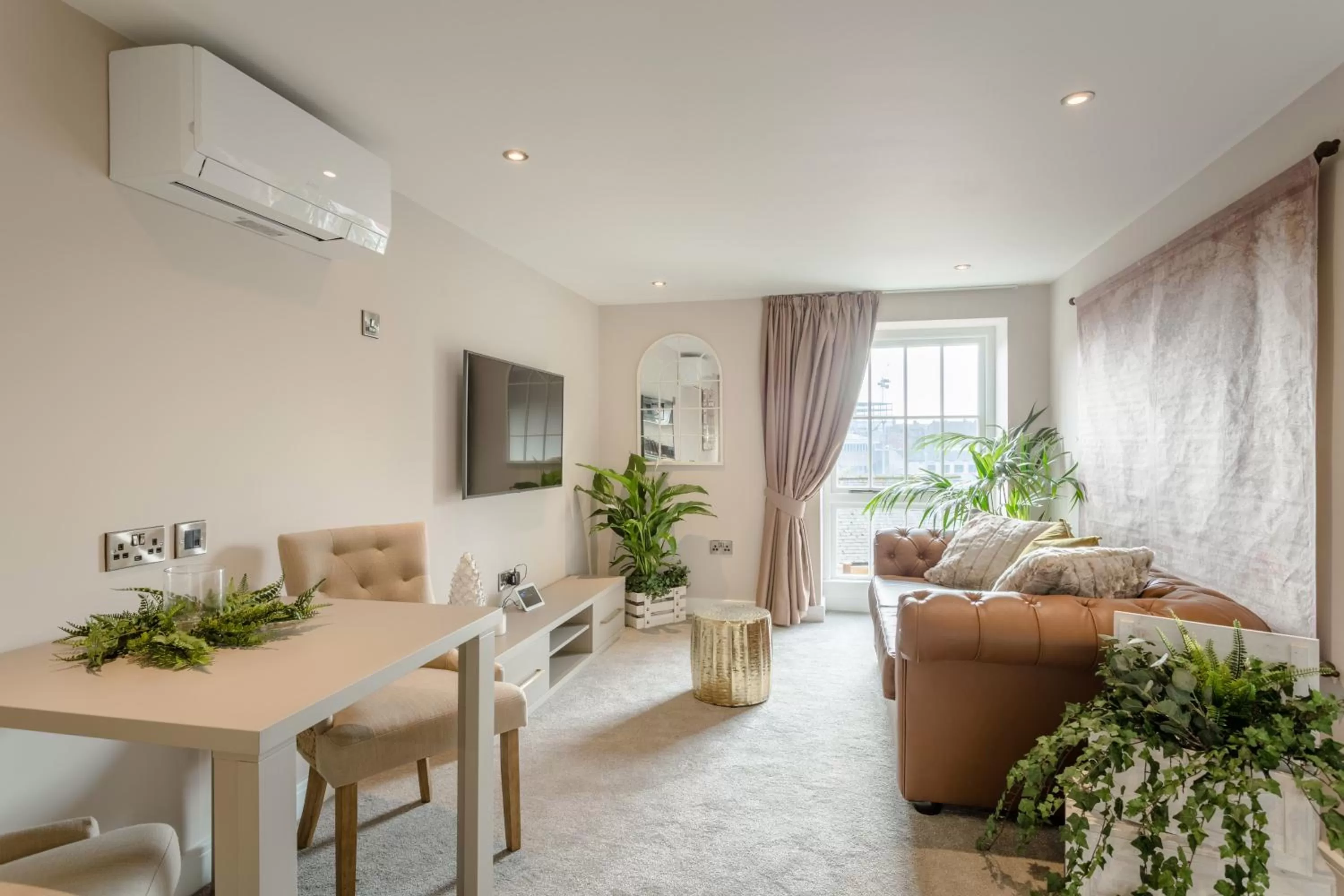 Lounge or bar in Heritage Mews Nottingham