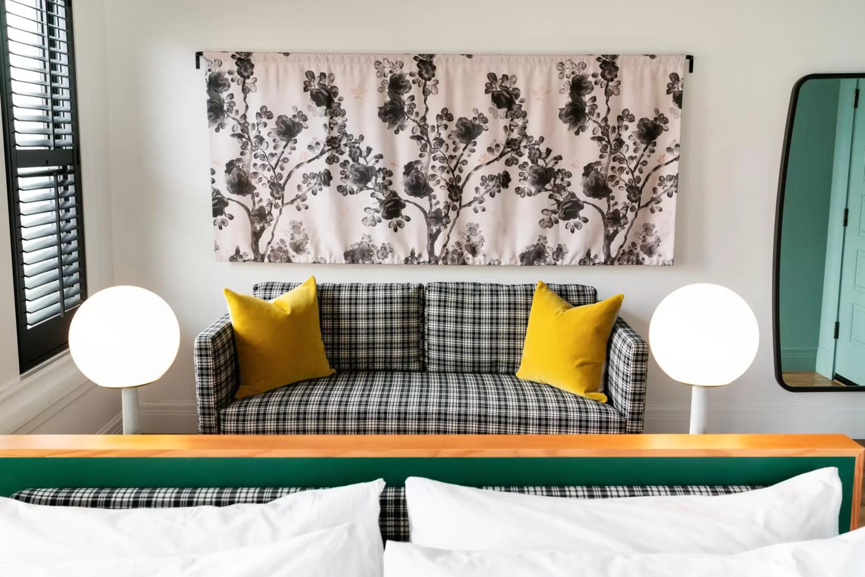 Seating area, Bed in Hotel Grand Stark