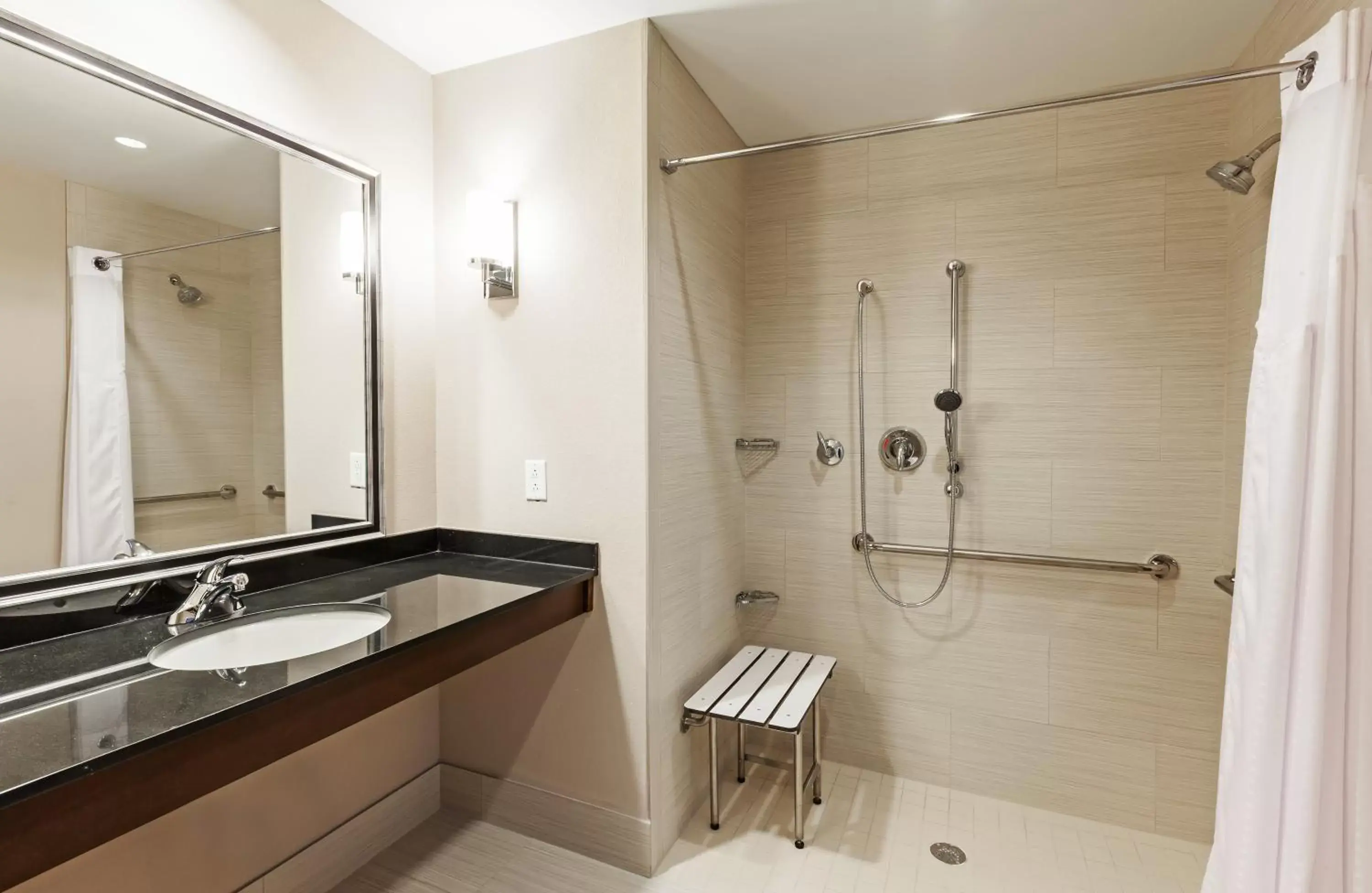 Bathroom in Holiday Inn Plano-The Colony, an IHG Hotel