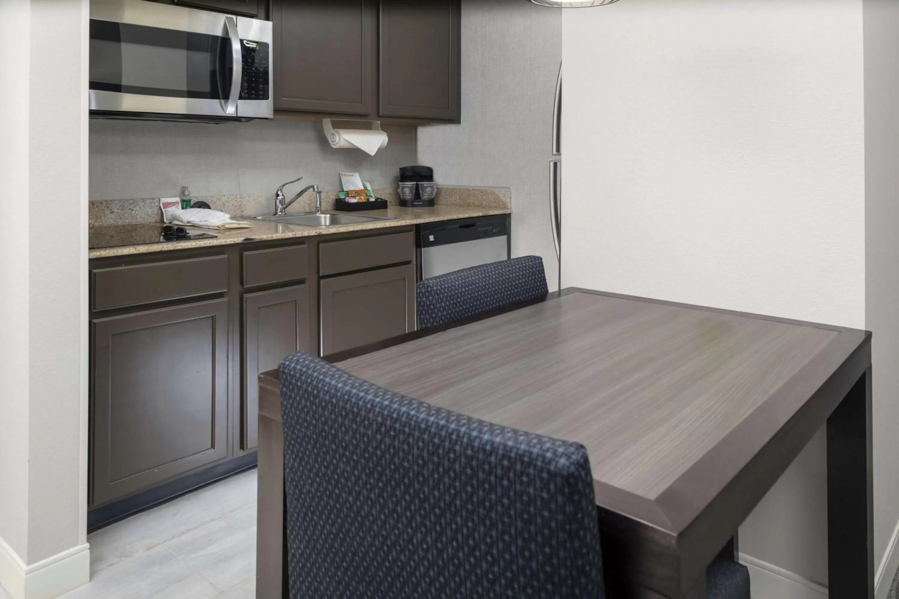 Kitchen or kitchenette in Homewood Suites by Hilton Columbia