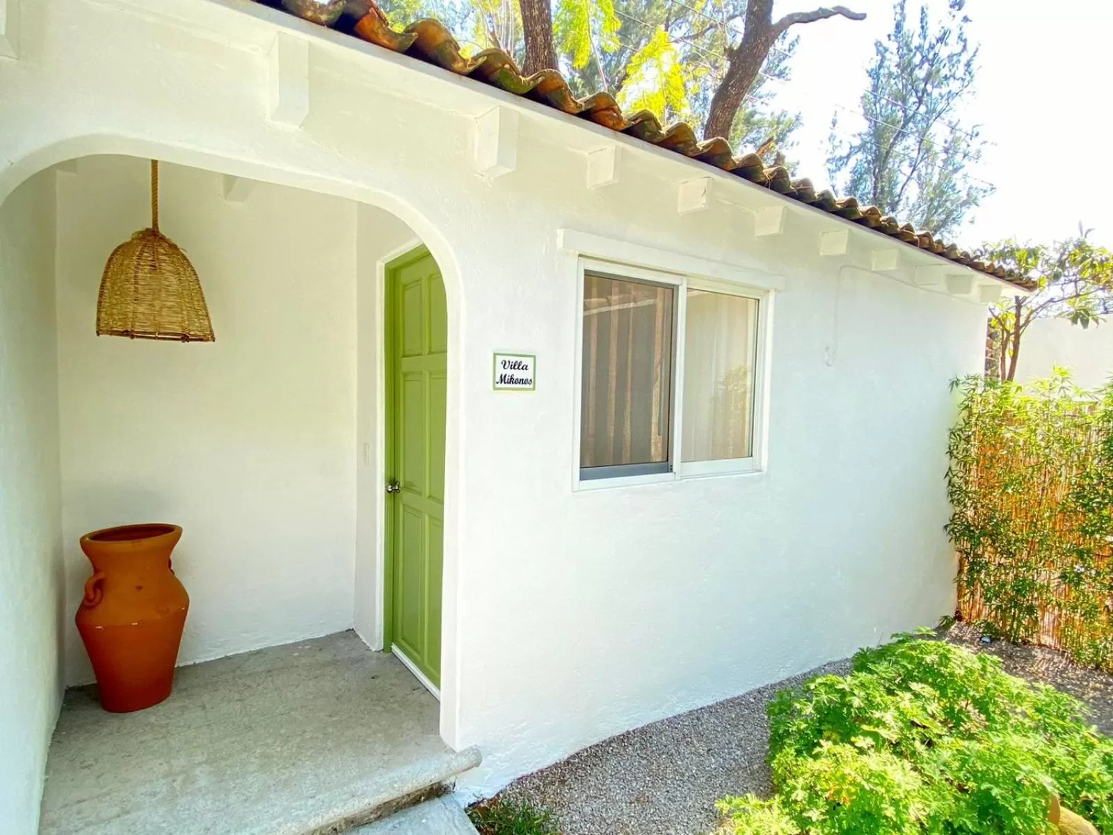 Facade/entrance in Hotel Cala Blanca Cuernavaca