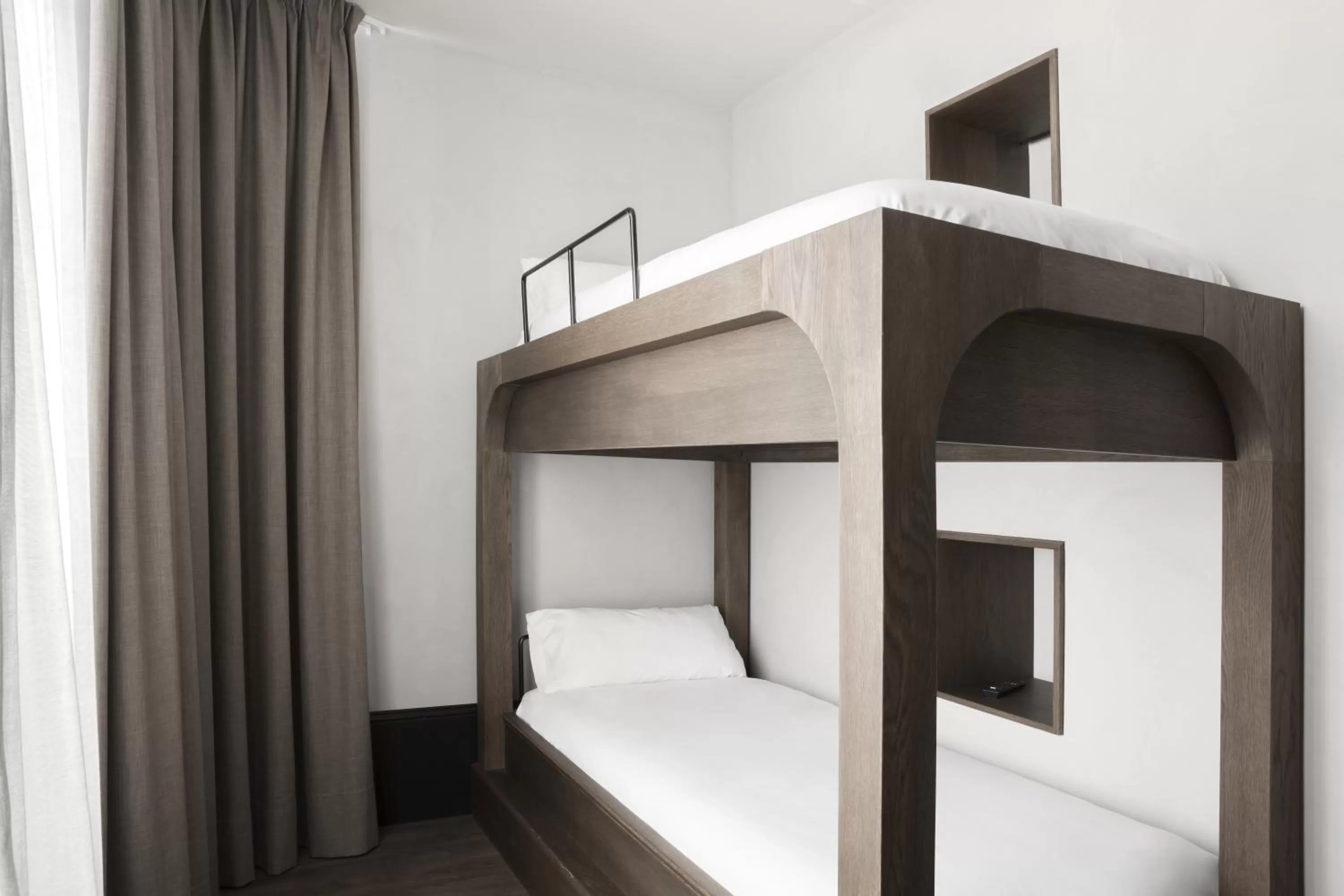 bunk bed, Bed in ICON Wipton