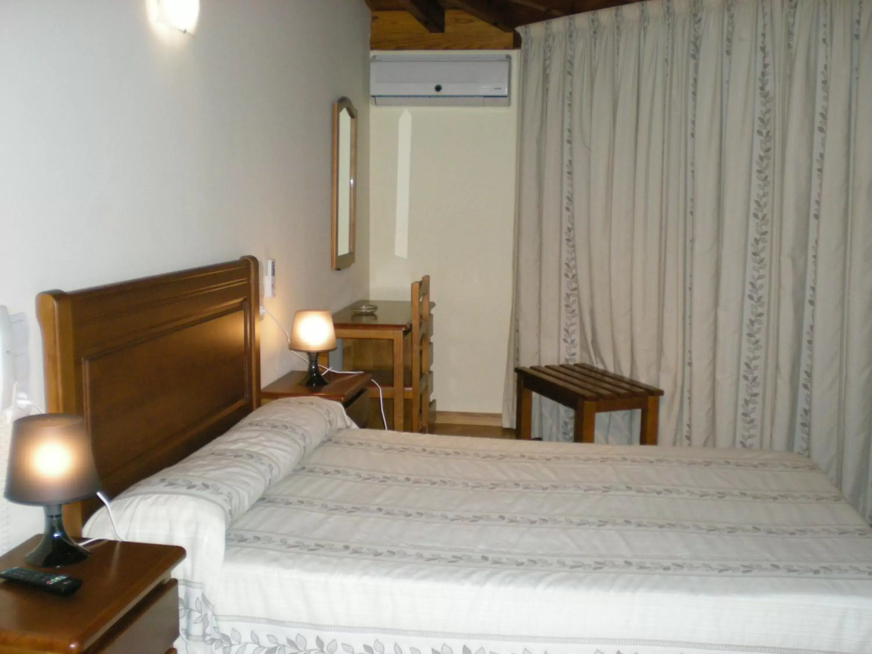 Photo of the whole room, Bed in Labella María