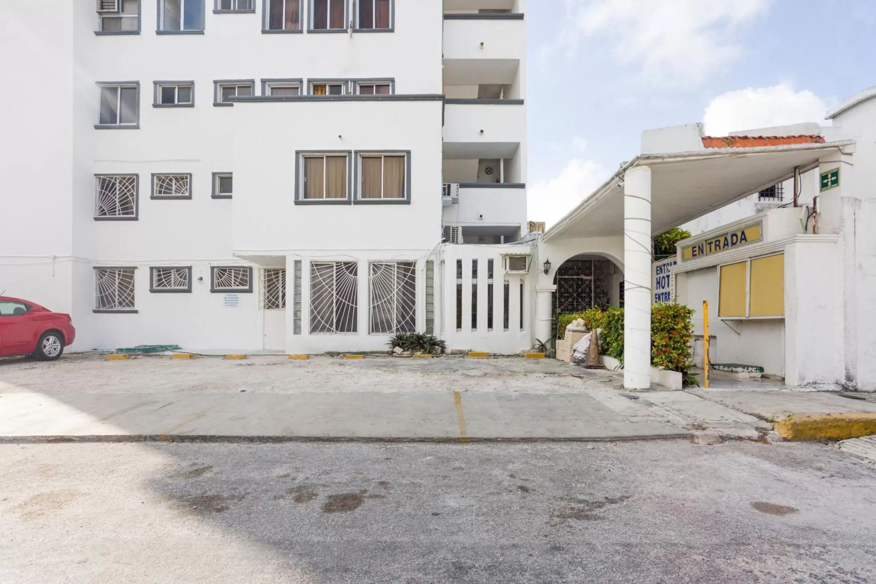 On site, Property Building in Capital O Farallon Inn, Cancún