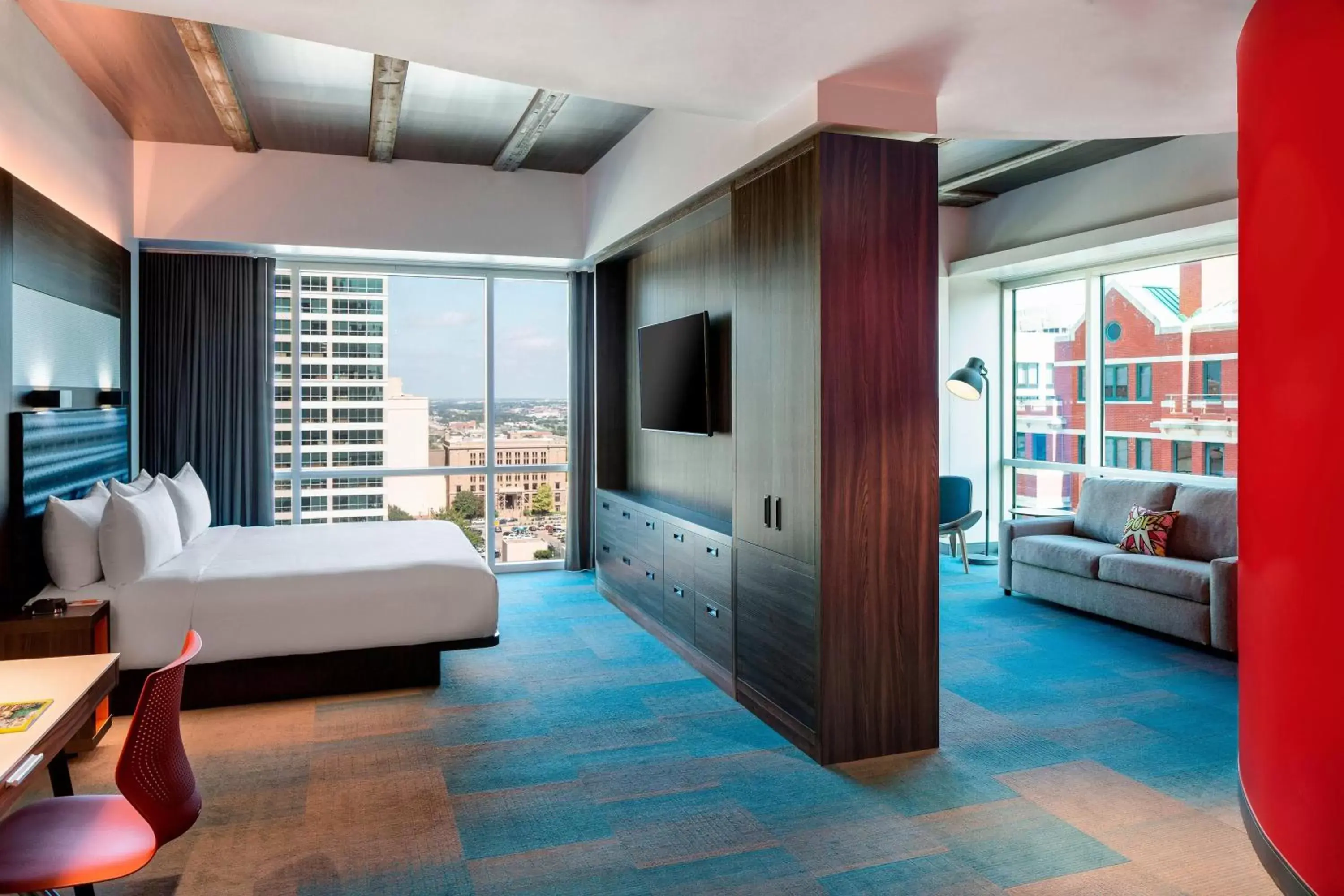 Photo of the whole room in Aloft Fort Worth Downtown