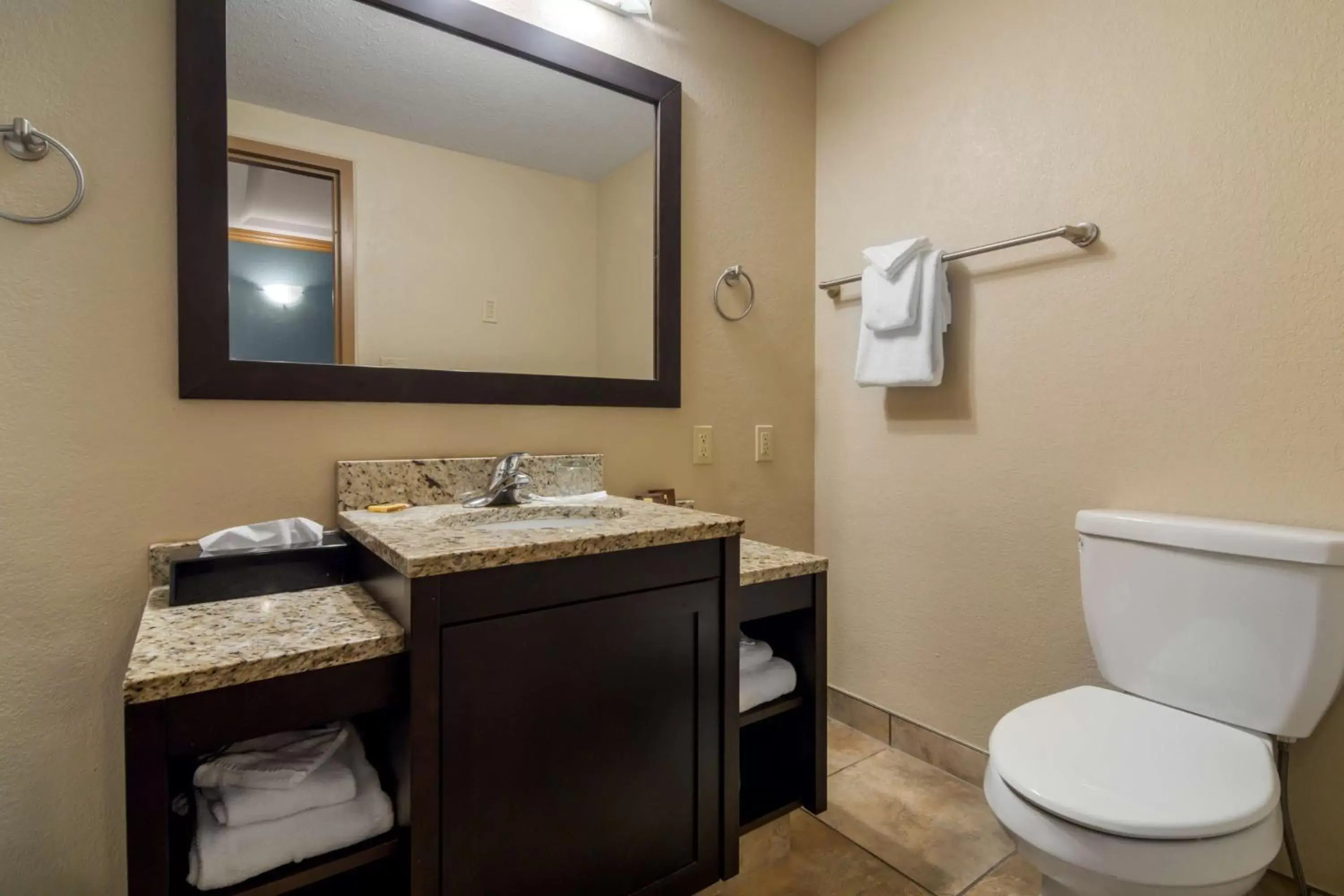 Bathroom in Best Western Plus Kamloops Hotel