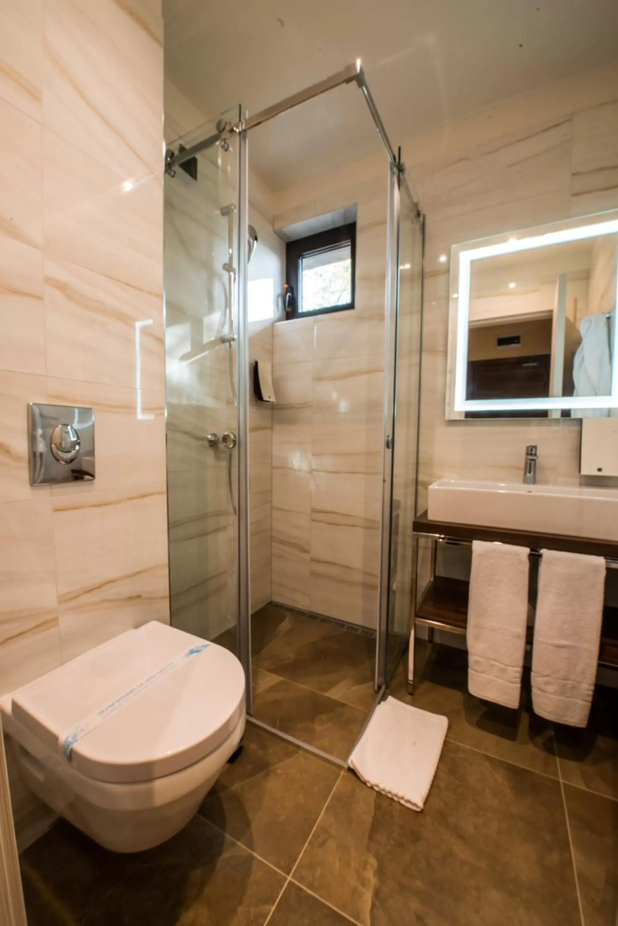 Deluxe Double Room with Balcony in Hotel Spa Grad Deluxe Double Room with Balcony in Hotel Spa Grad