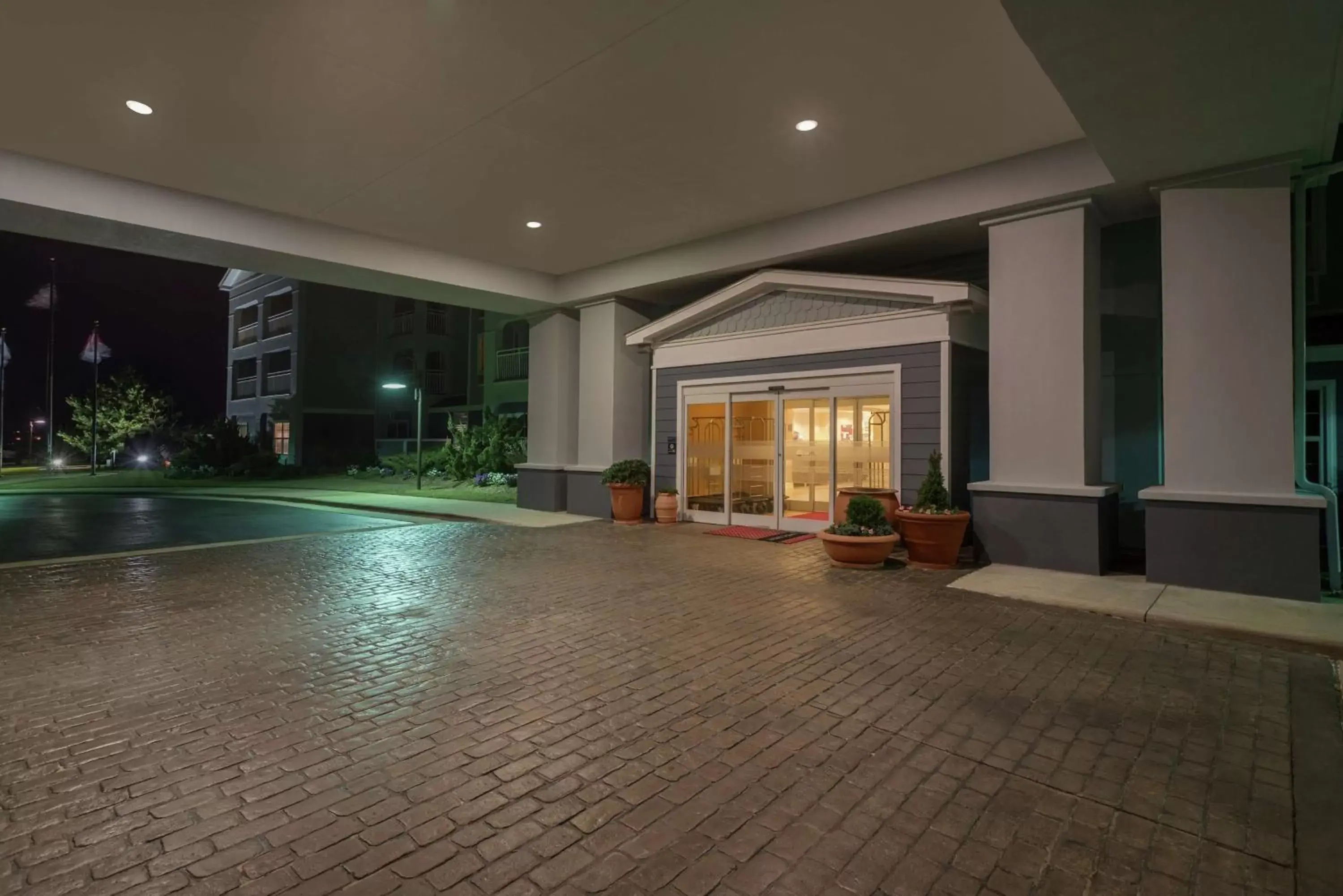 Property building, Lobby/Reception in Hampton Inn & Suites Outer Banks/Corolla