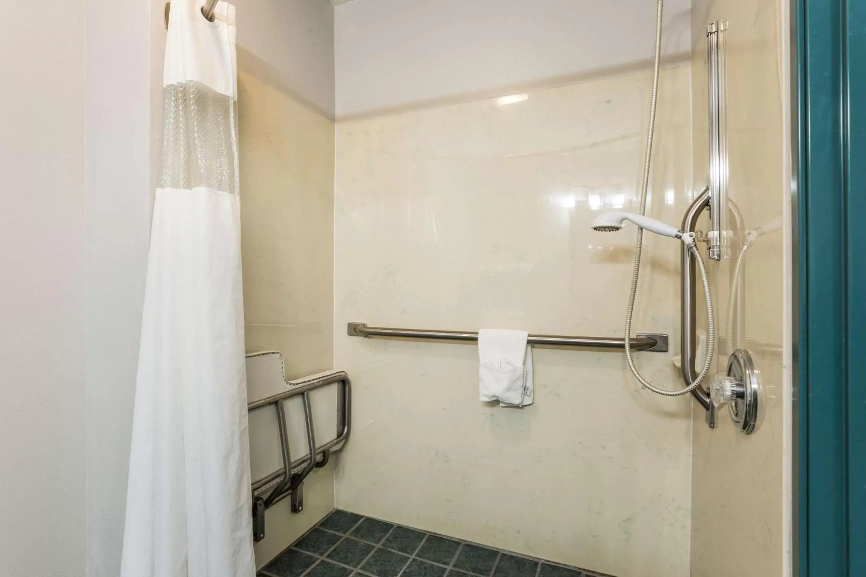 Photo of the whole room, Bathroom in Quality Inn