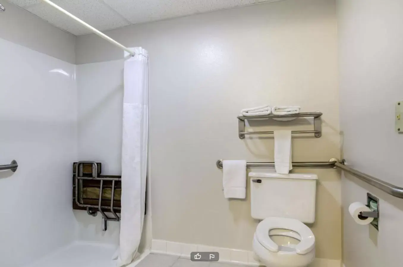 Shower, Bathroom in Quality Inn Osceola