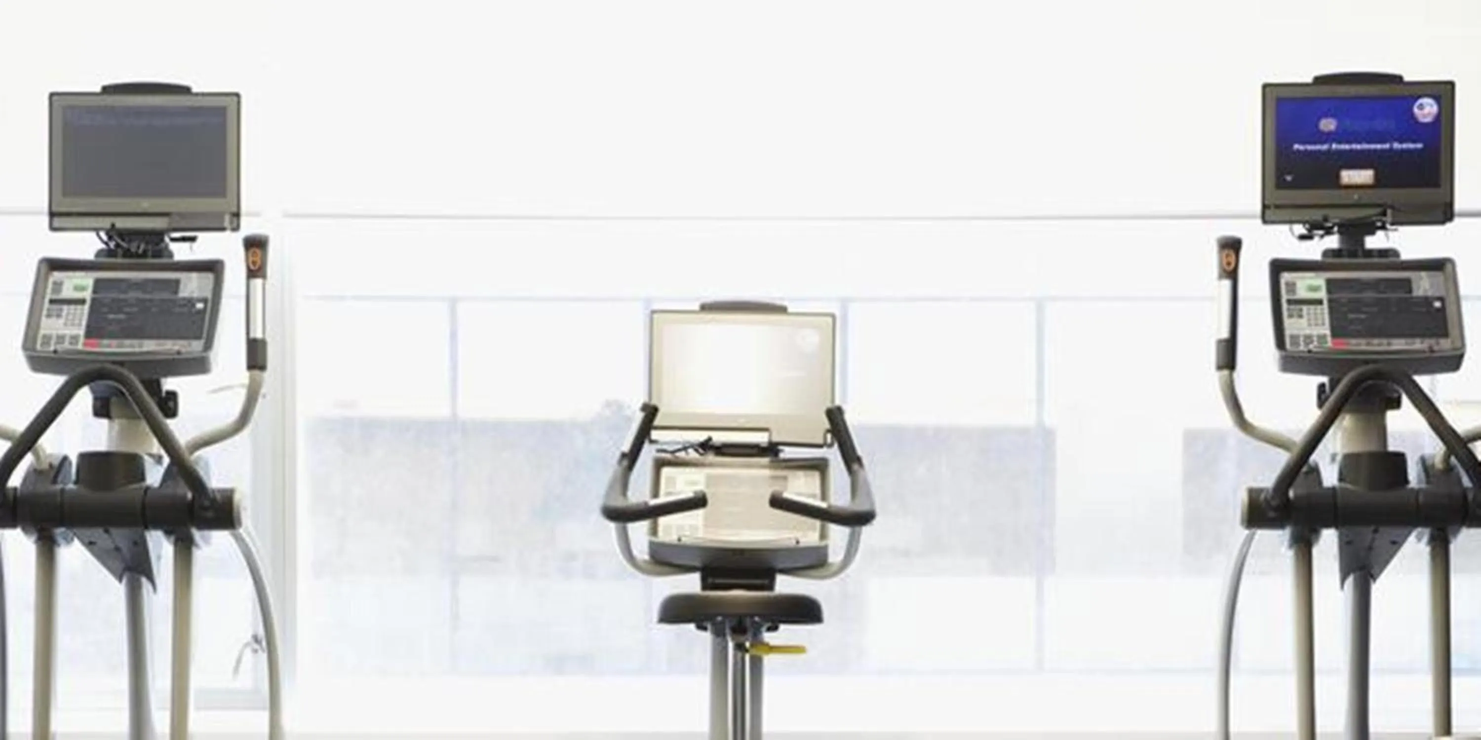 Fitness centre/facilities in Le Germain Hotel Maple Leaf Square