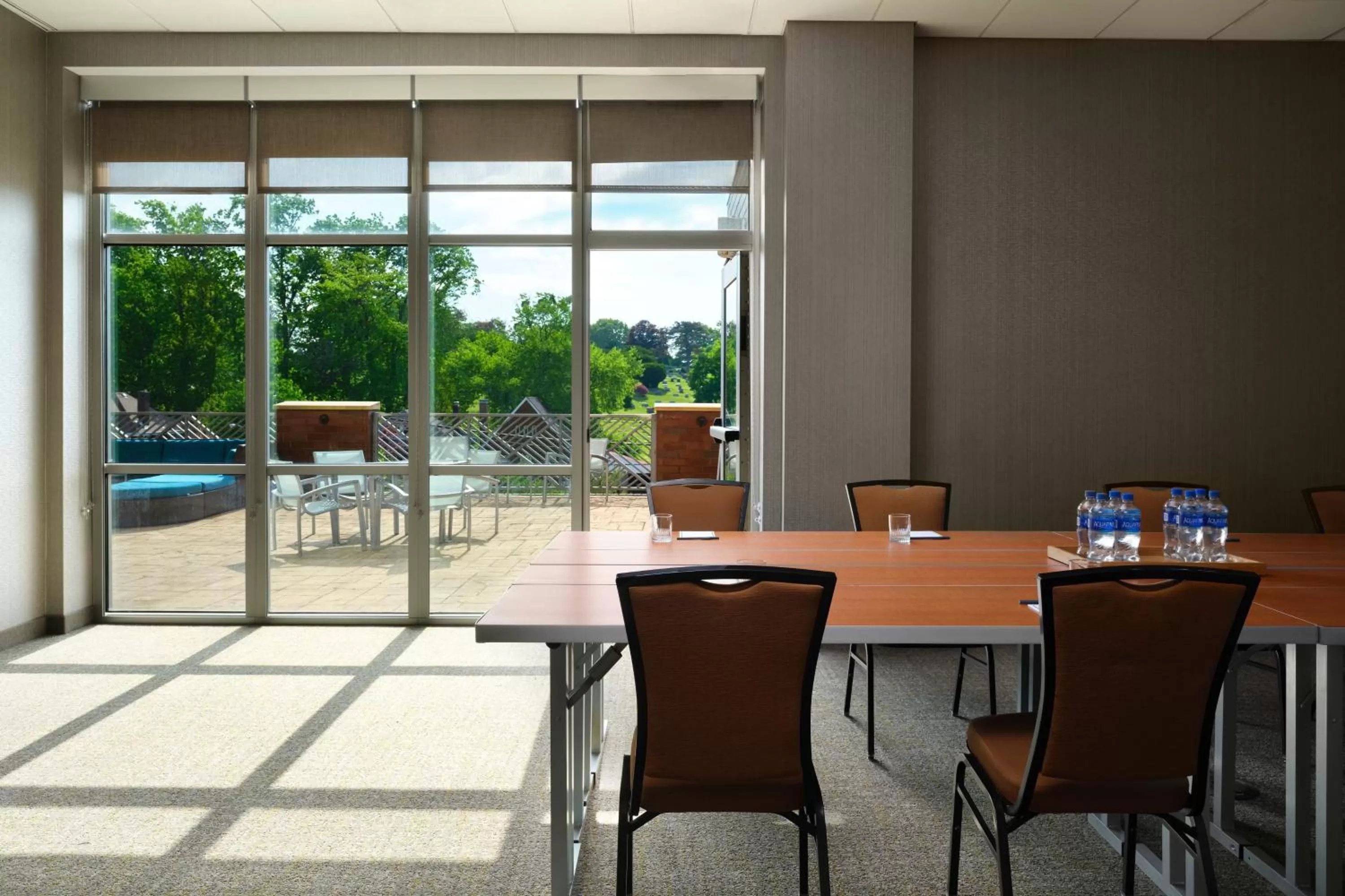 Meeting/conference room in SpringHill Suites by Marriott Pittsburgh Mt. Lebanon